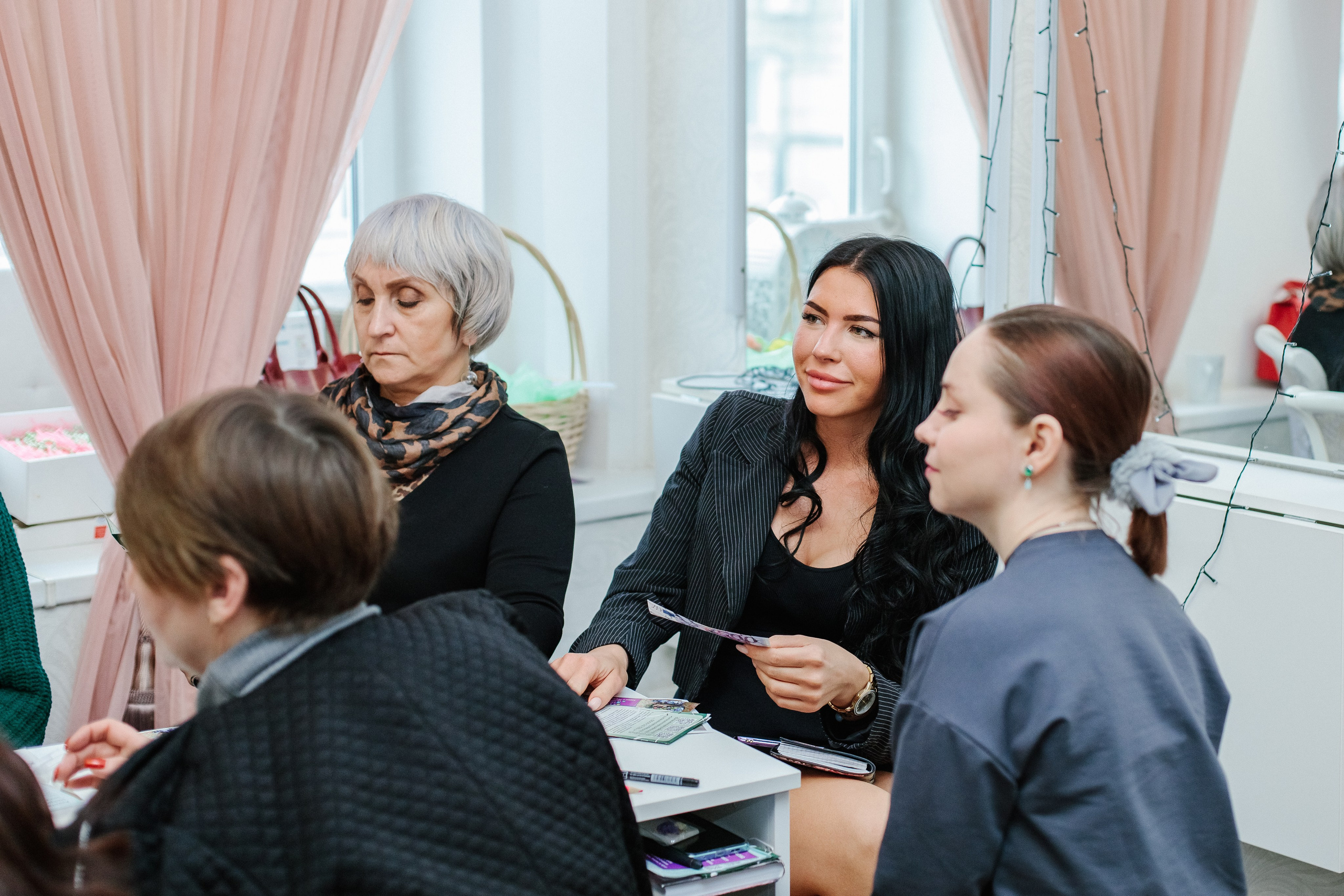 Нейро-нетворкинг. Контентный фотограф в Перми Натали Кытманова