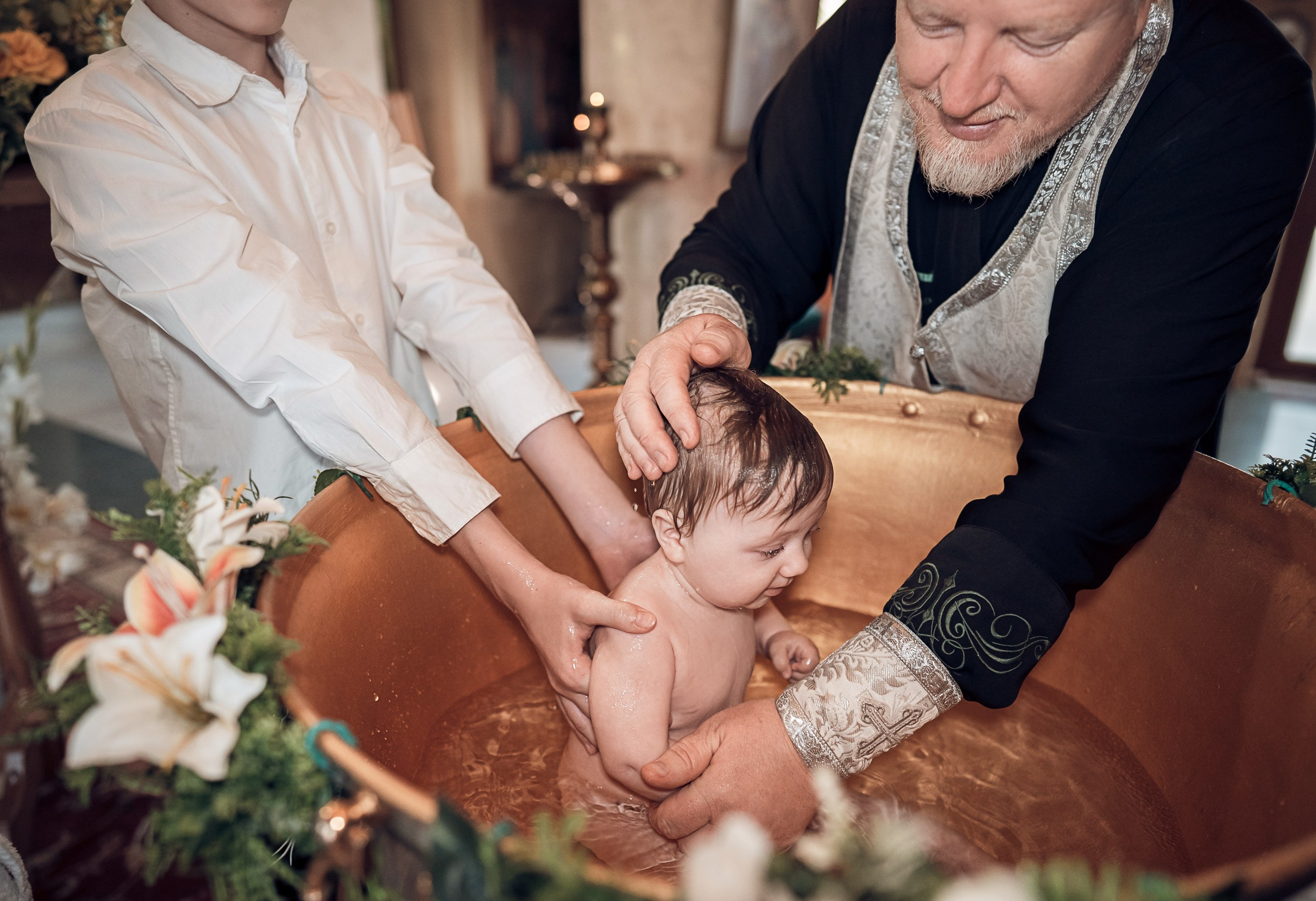Крещение в храме Прп.Сергия Радонежского с. Орлиное. Церковный фотограф Севастополь