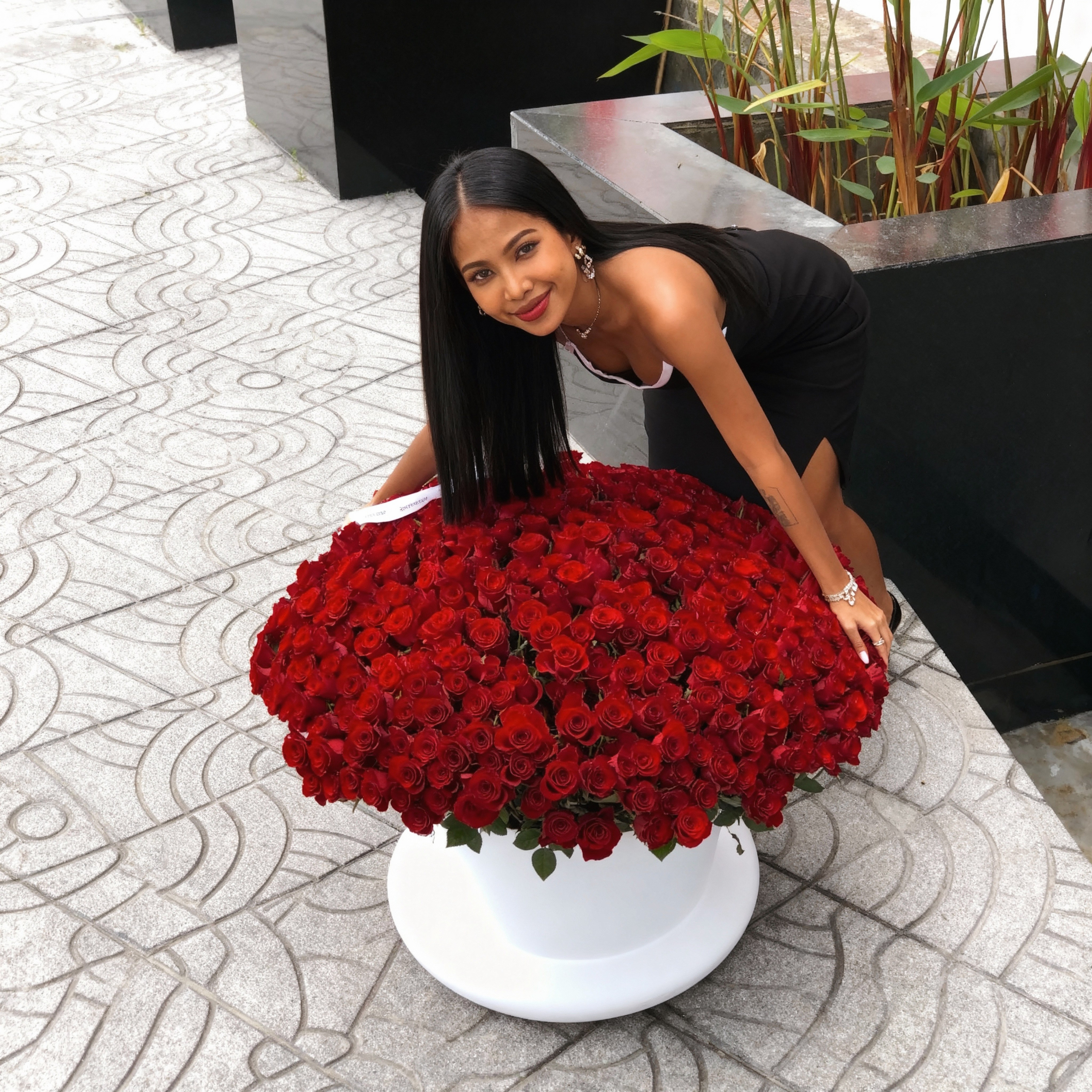 Каталог для цветочного. Ангелина Овсянникова | Гиперреалистичные ИИ-фотосессии для брендов