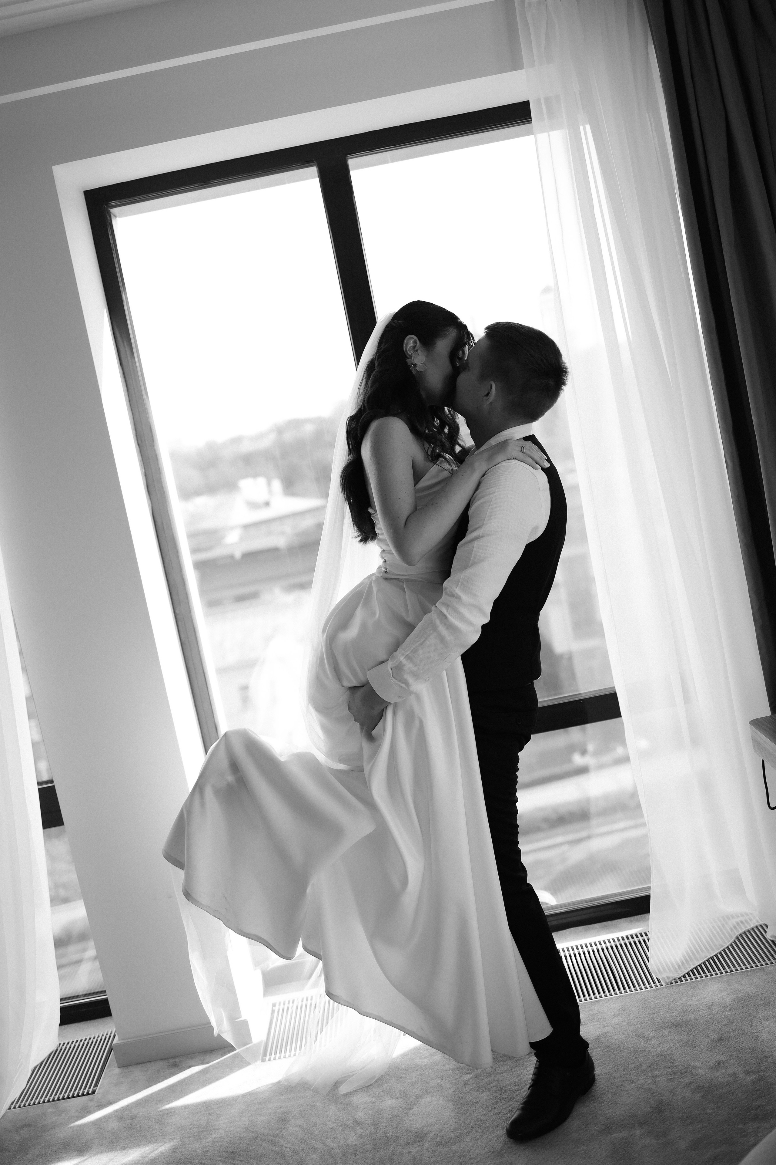 А. + Д. Таганский ЗАГС + Movenpick Taganskaya. Семейный и lovestory фотограф в Москве Светлана Коняхина