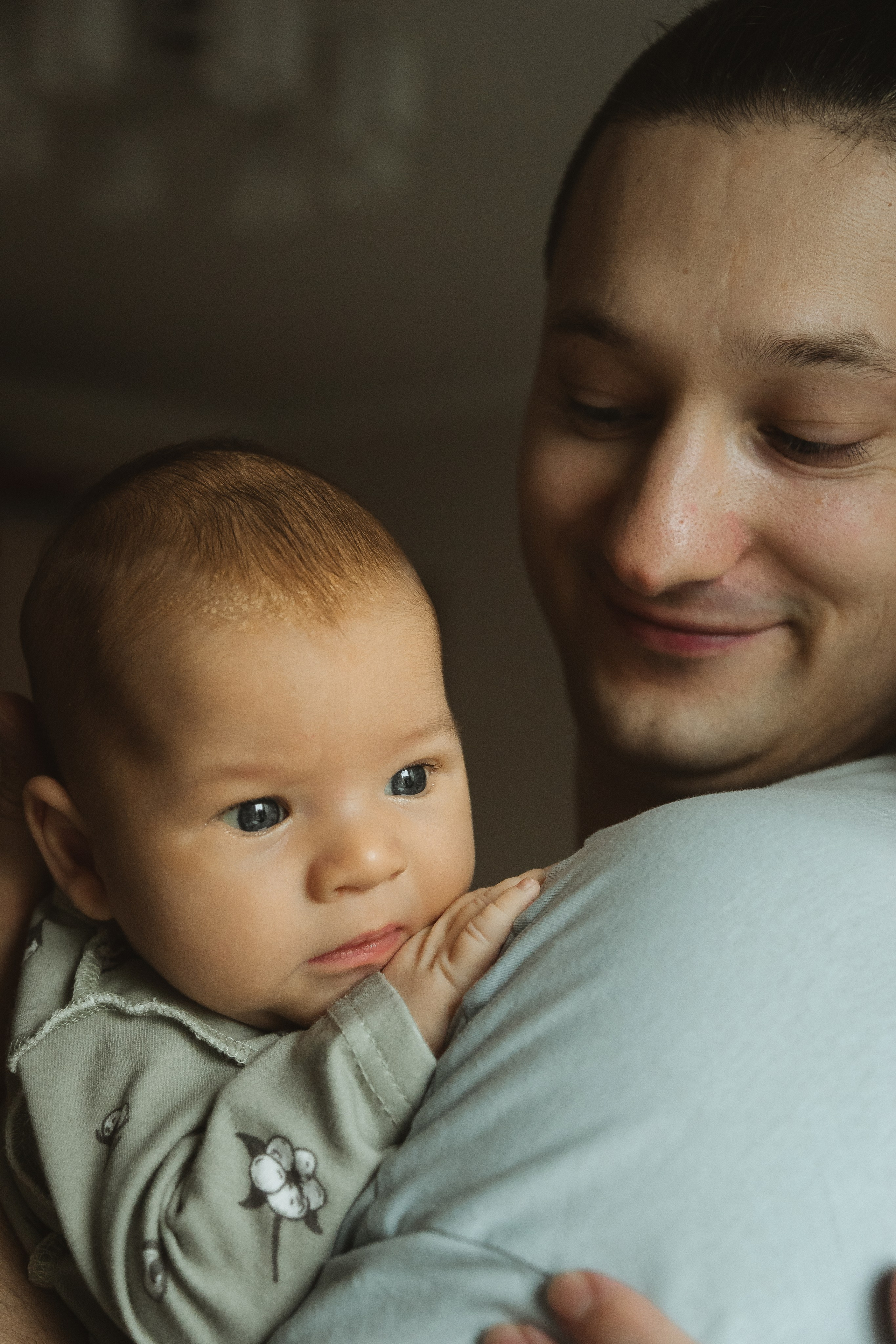 Домашняя съемка для семьи Ирины и Ивана. Портретный и семейный фотограф в Санкт-Петербурге Чугунова Анастасия