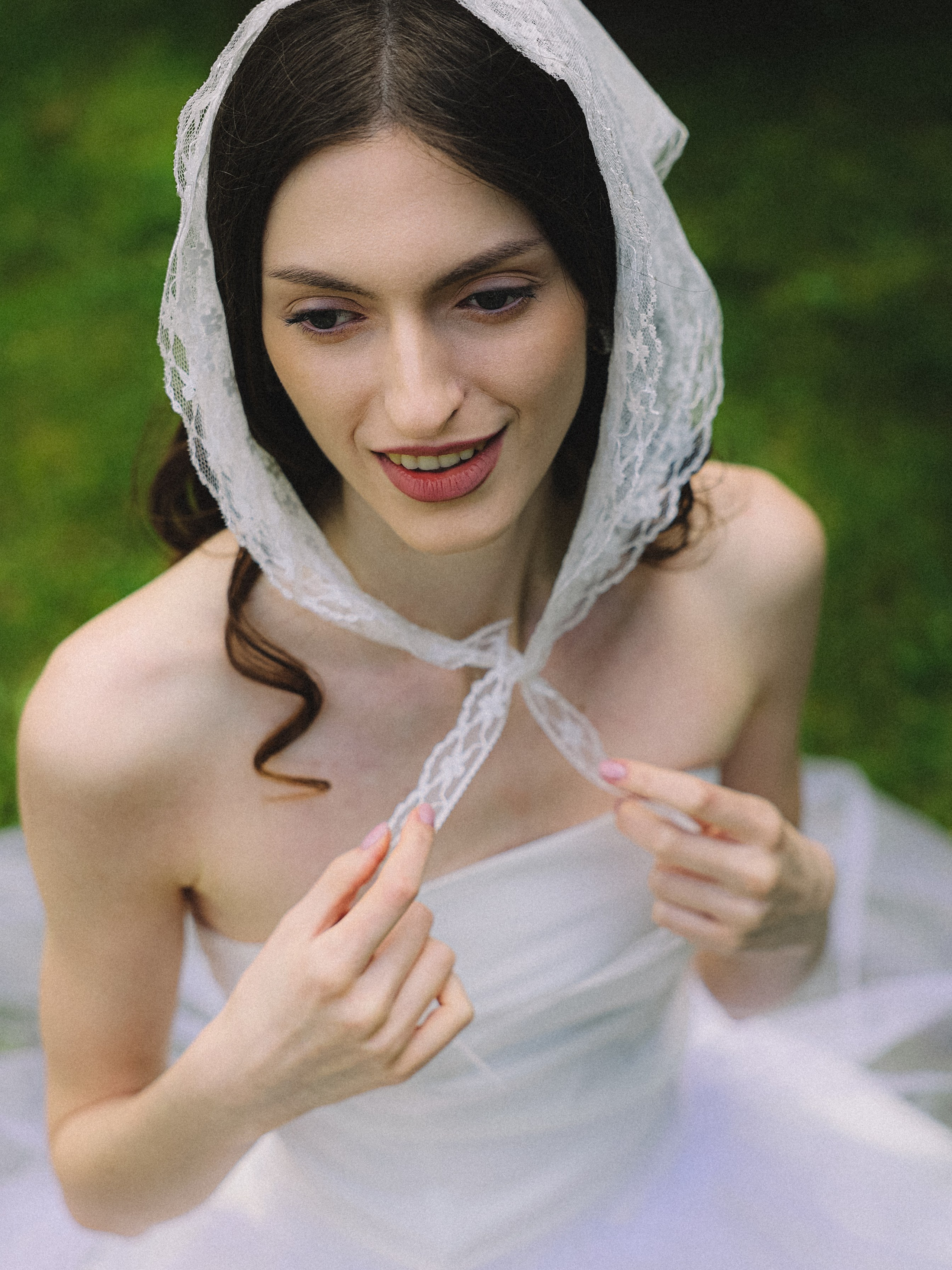 Женский портрет в саду. Фотограф в Нижнем Новгороде Елена Пасюк