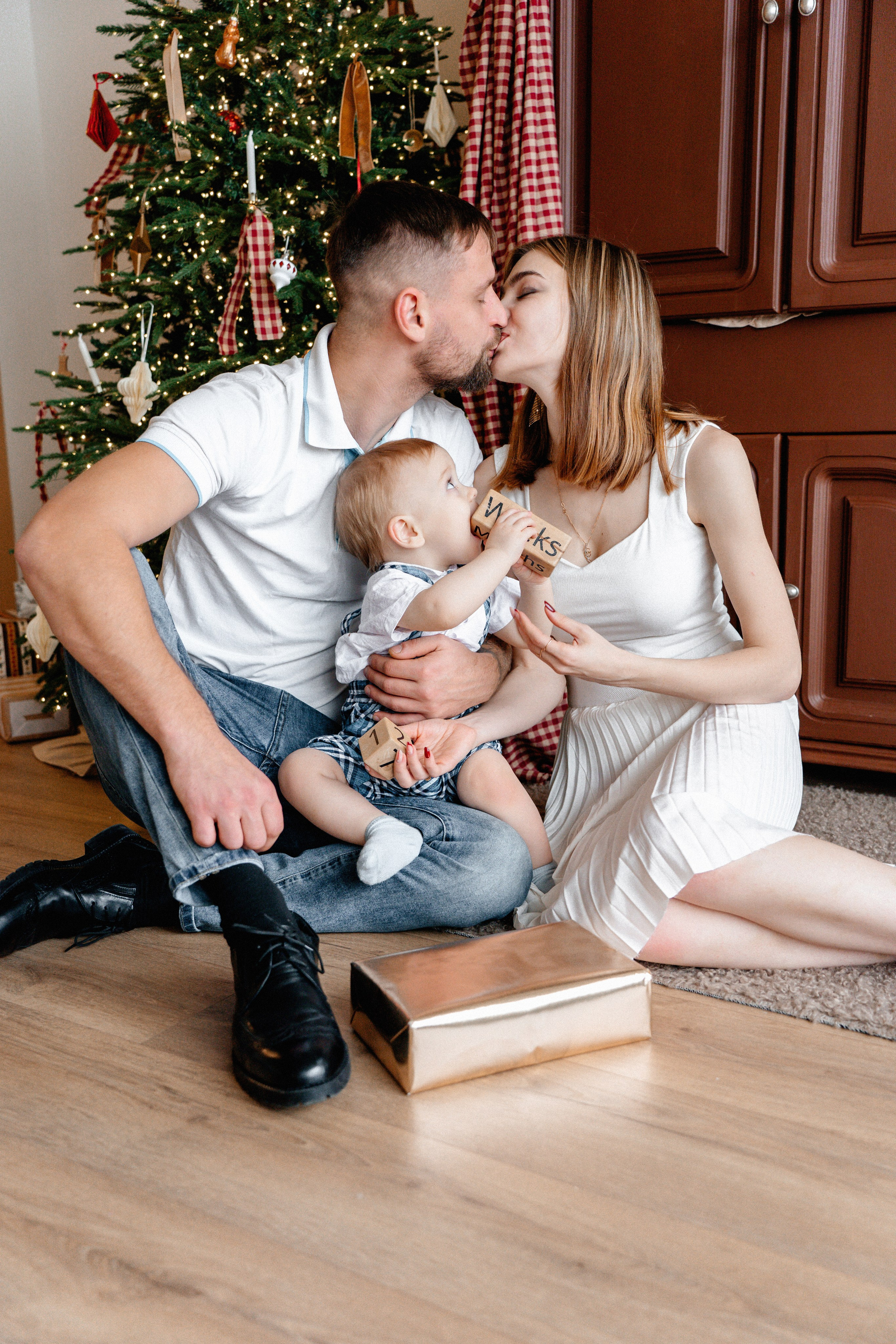 Наш сладкий малютка отметил годик. Ваш семейный фотограф в Минске — Вика Трегубова