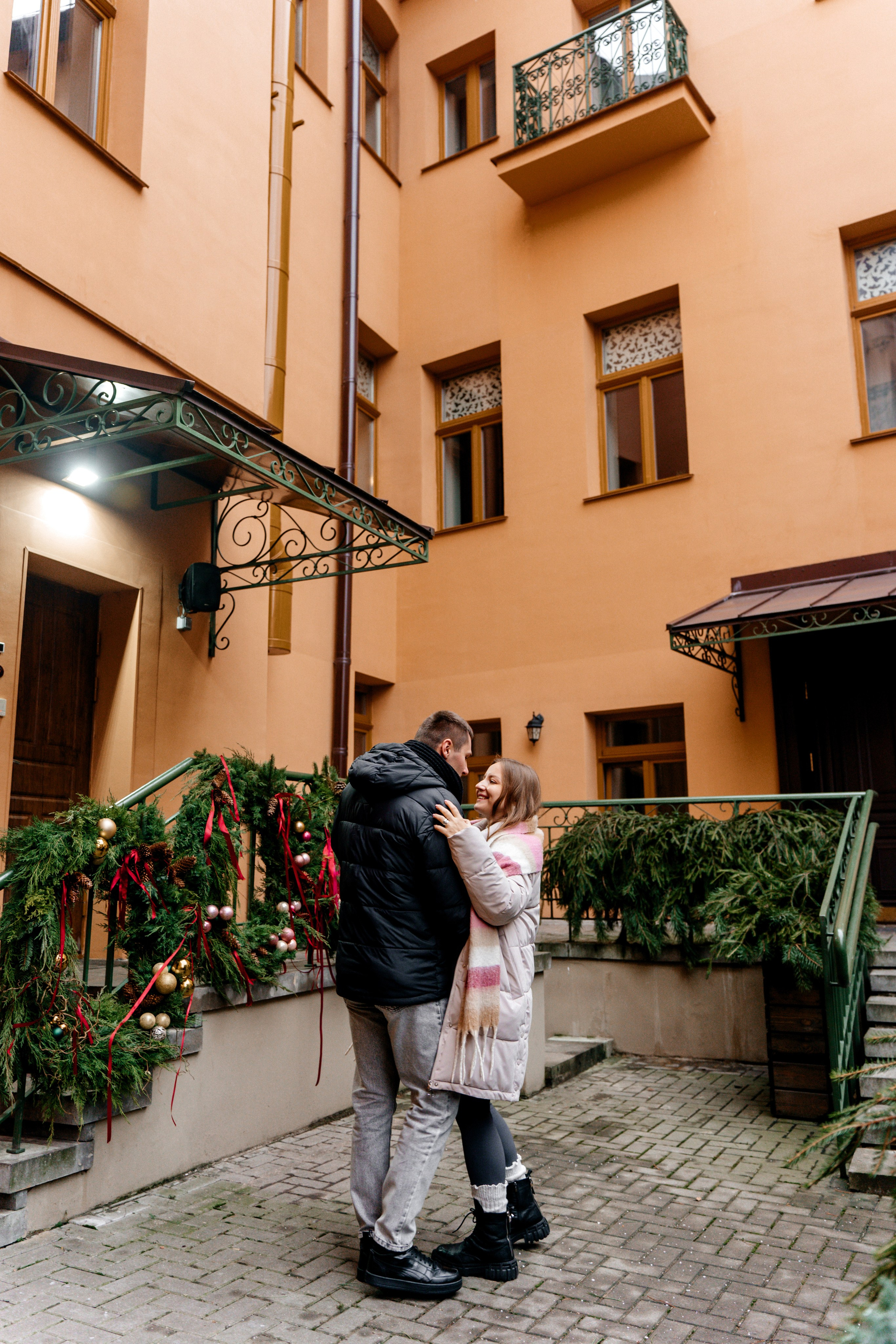История любви в городе М. Ваш семейный фотограф в Минске — Вика Трегубова