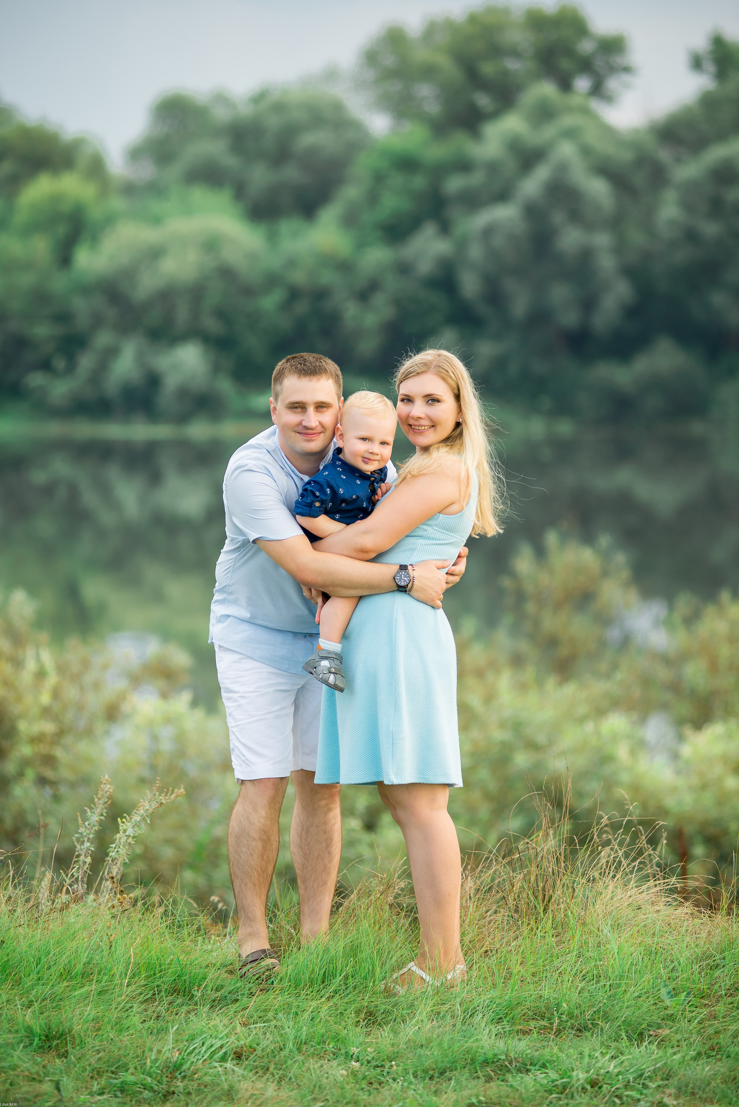 Вова, Маша и маленький Серёжа. Свадебный фотограф в Рязани Вагнер Владимир