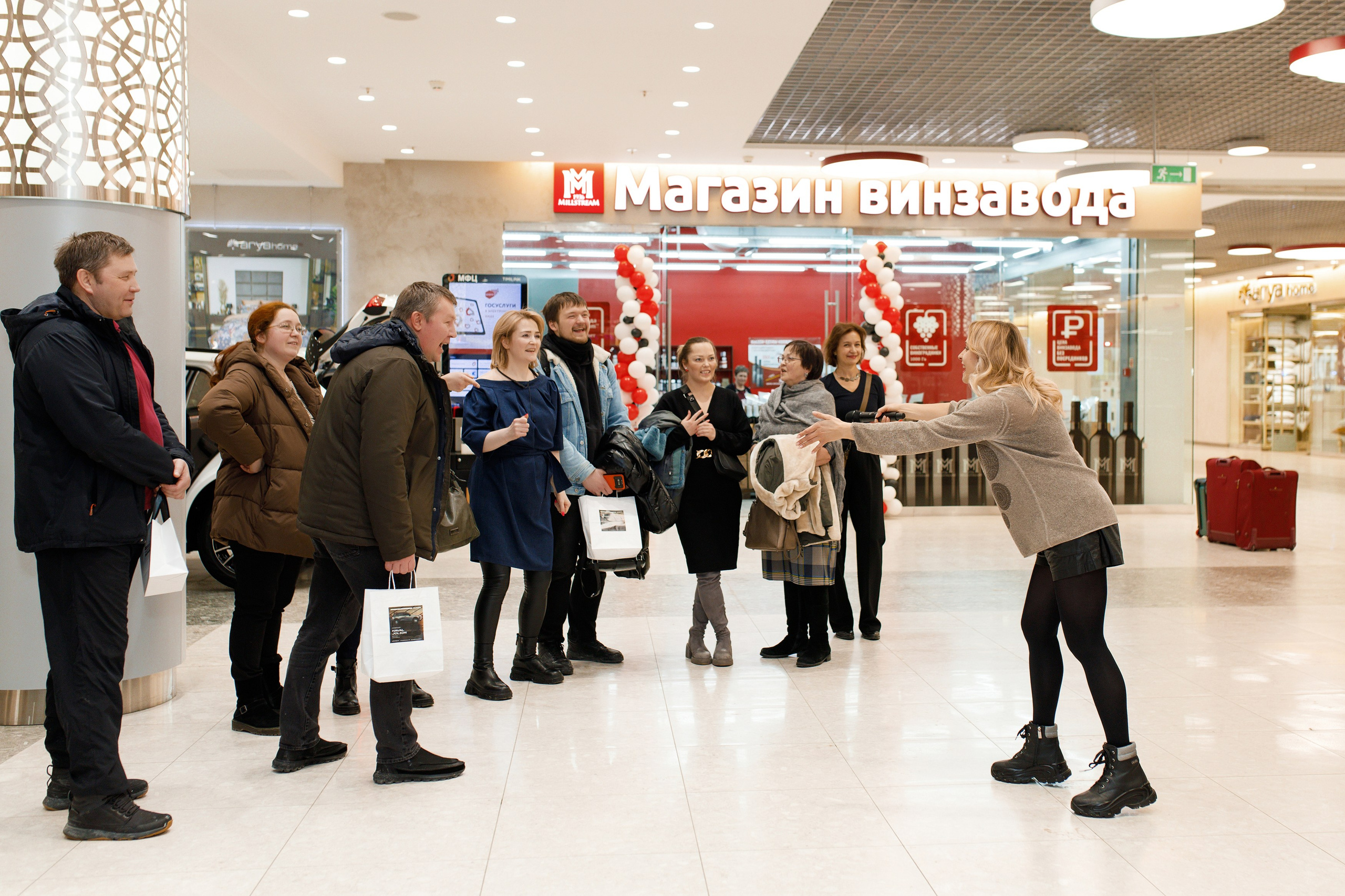 Презентация Нового HAVAL Jolion в ТРК Спешилов. Фотограф Дмитрий Молчанов | Фотограф Пермь | Фотограф