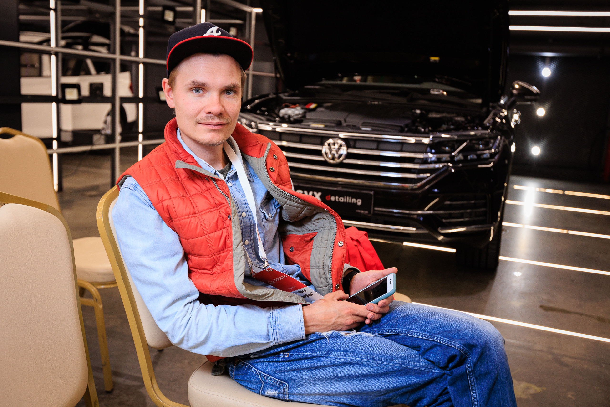 Фотограф для съемки конференции Auto.ru в Детейлинг центре SVX detailing. Контент для бизнеса в Екатеринбурге Полдень Медиа