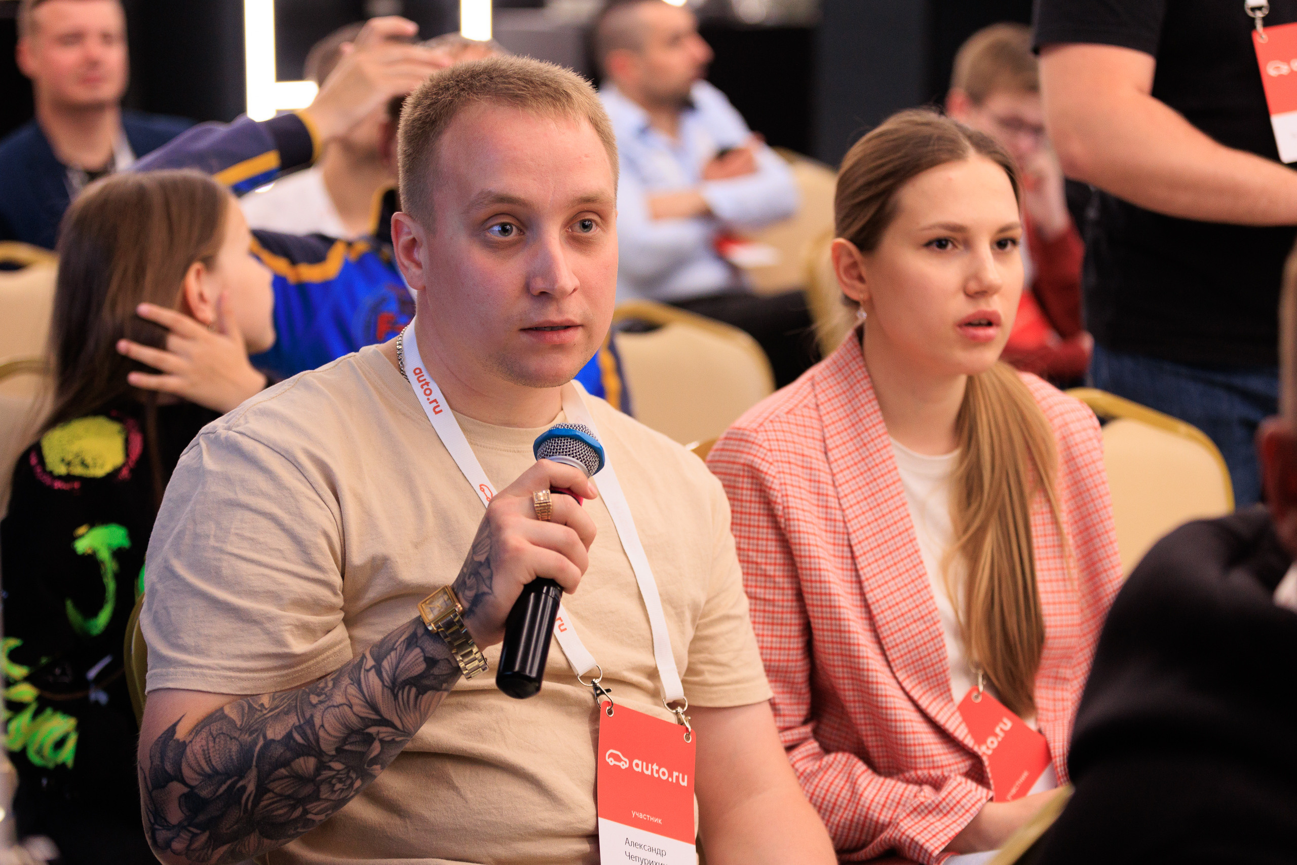Фотограф для съемки конференции Auto.ru в Детейлинг центре SVX detailing. Контент для бизнеса в Екатеринбурге Полдень Медиа