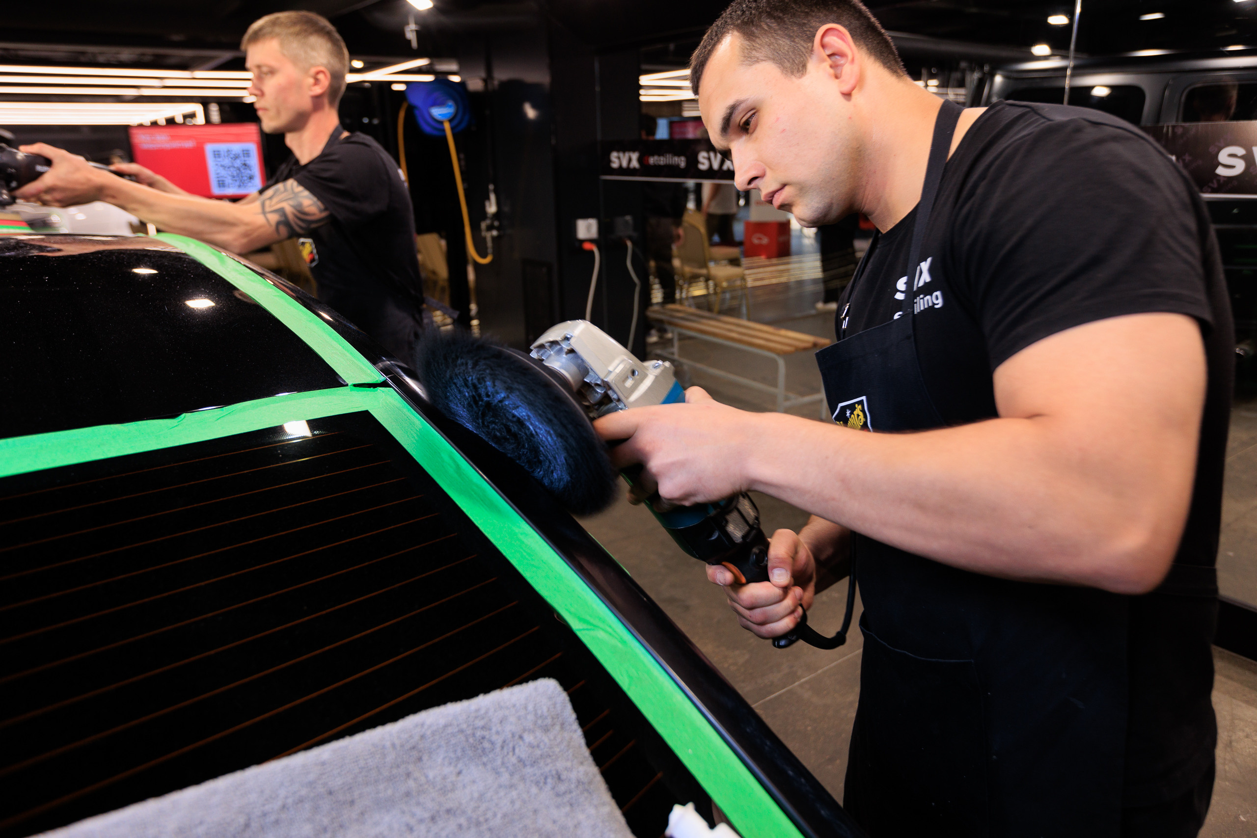 Фотограф для съемки конференции Auto.ru в Детейлинг центре SVX detailing. Контент для бизнеса в Екатеринбурге Полдень Медиа