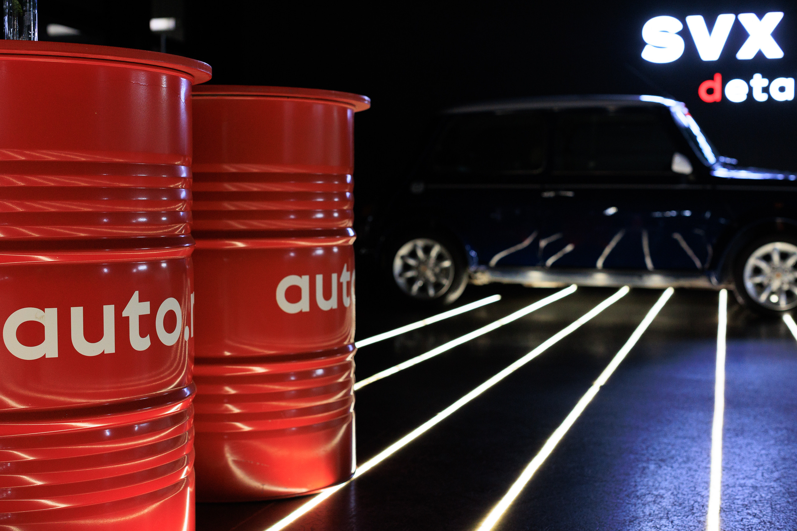 Фотограф для съемки конференции Auto.ru в Детейлинг центре SVX detailing. Контент для бизнеса в Екатеринбурге Полдень Медиа