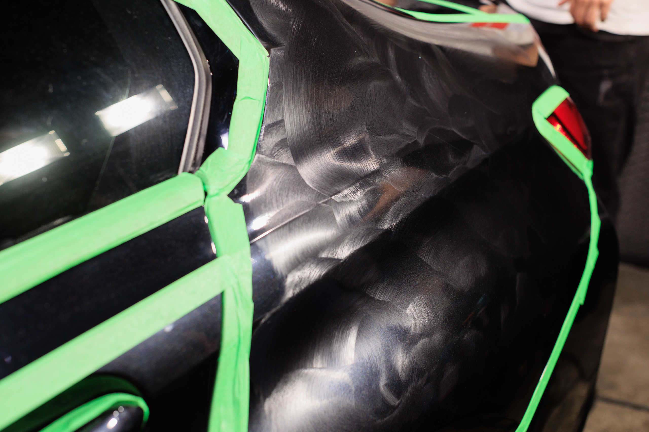 Фотограф для съемки конференции Auto.ru в Детейлинг центре SVX detailing. Контент для бизнеса в Екатеринбурге Полдень Медиа