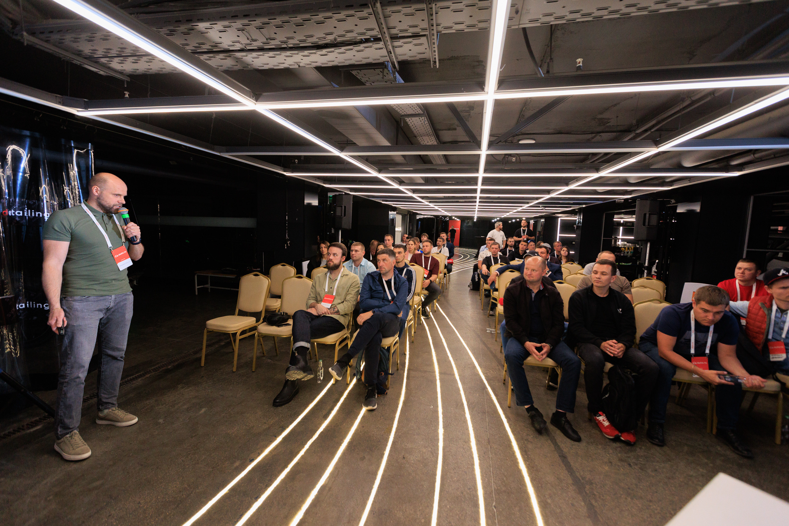 Фотограф для съемки конференции Auto.ru в Детейлинг центре SVX detailing. Контент для бизнеса в Екатеринбурге Полдень Медиа