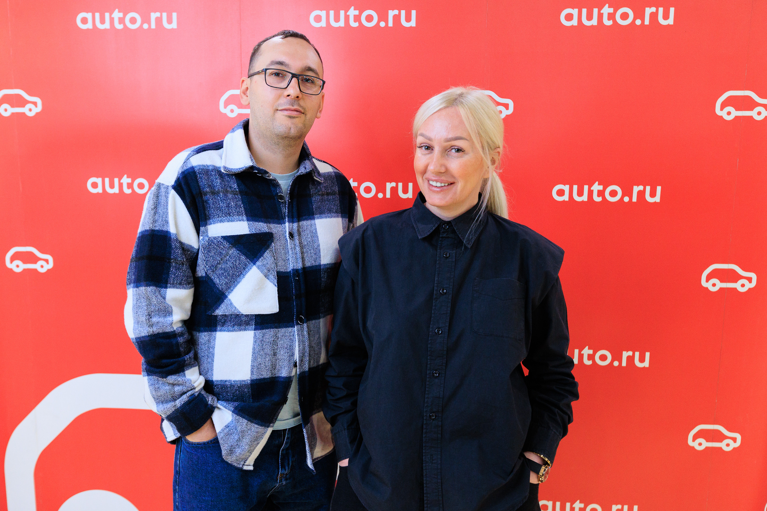 Фотограф для съемки конференции Auto.ru в Детейлинг центре SVX detailing. Контент для бизнеса в Екатеринбурге Полдень Медиа