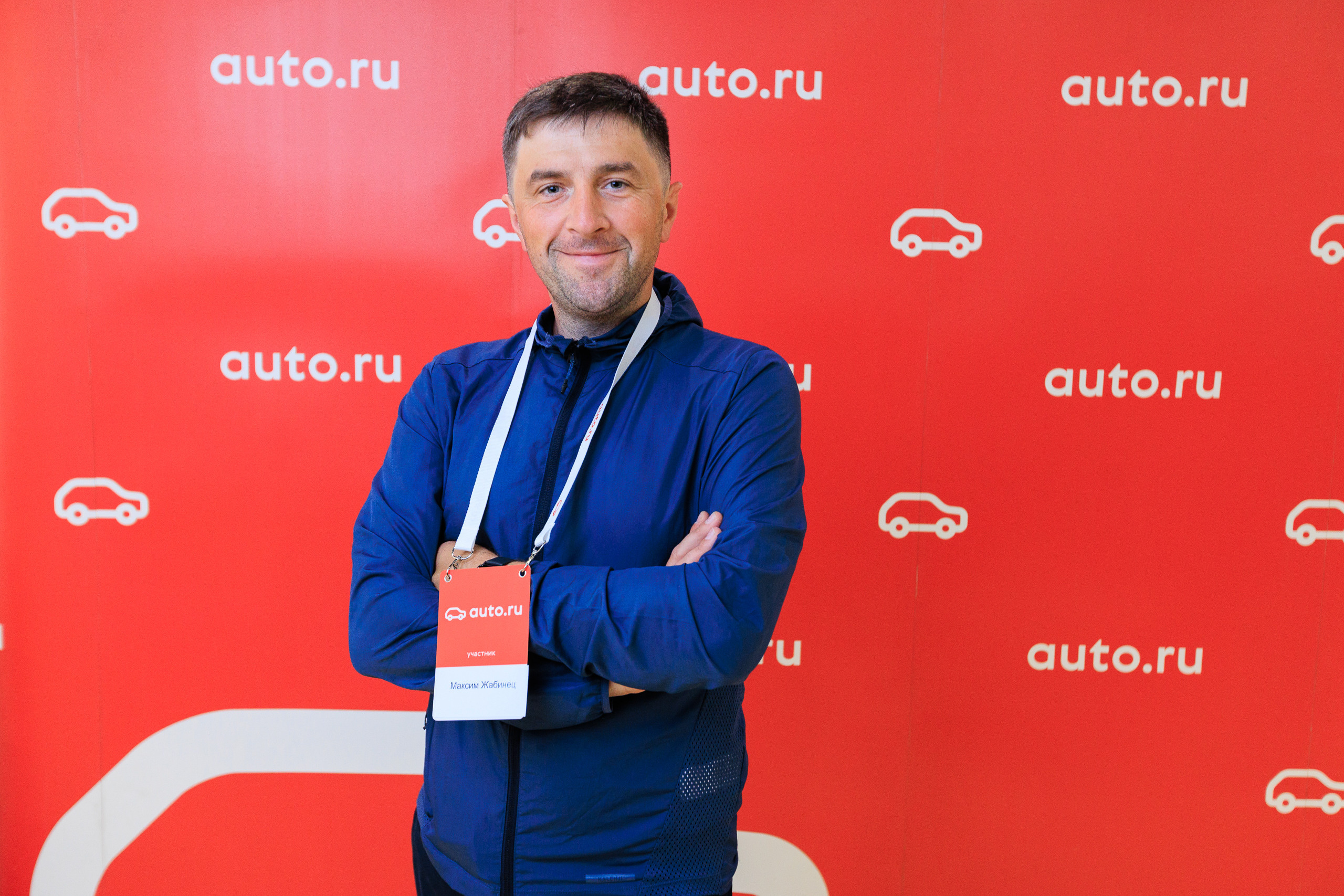 Фотограф для съемки конференции Auto.ru в Детейлинг центре SVX detailing. Контент для бизнеса в Екатеринбурге Полдень Медиа