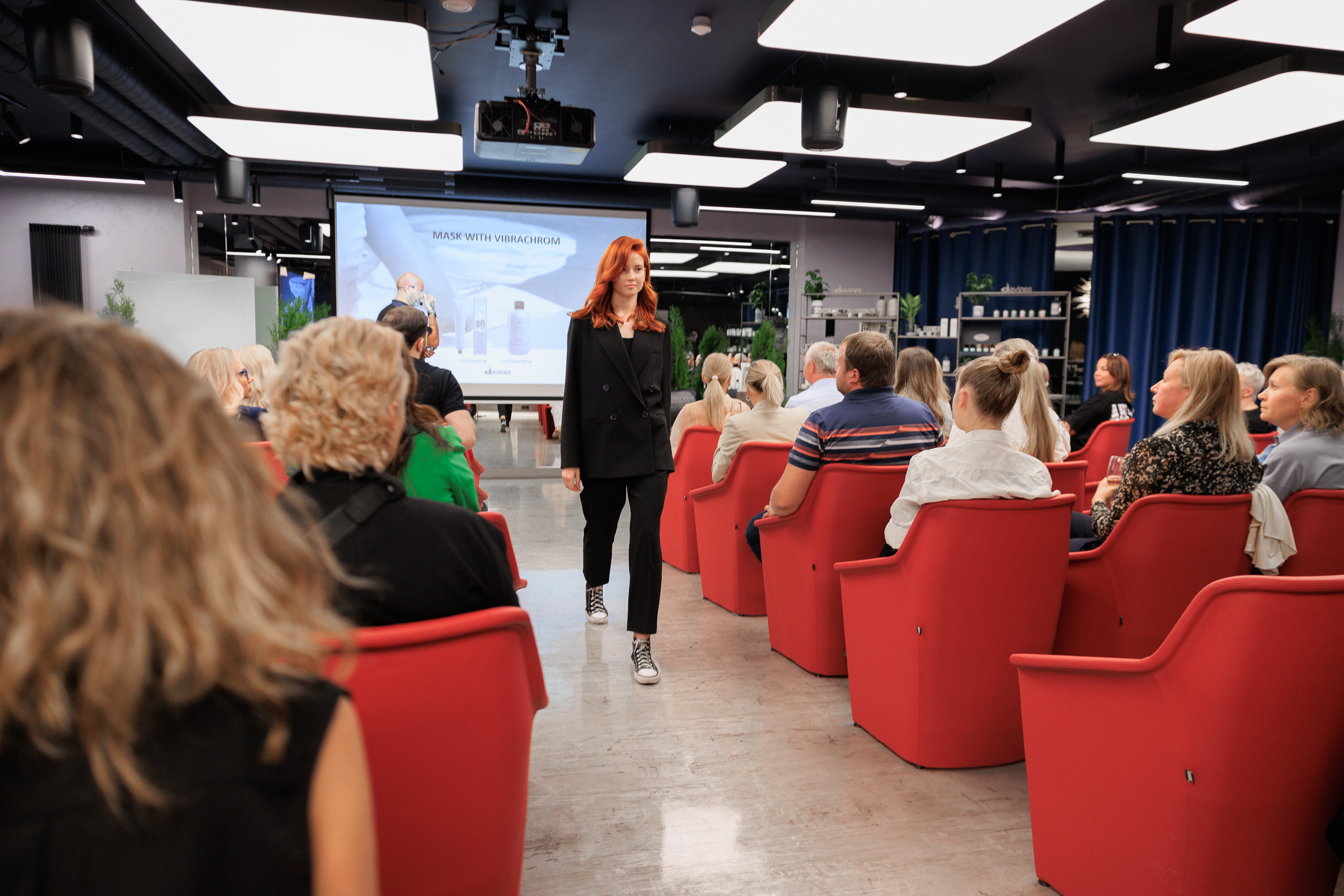 Фотограф на клиентское мероприятие. Контент для бизнеса в Екатеринбурге Полдень Медиа