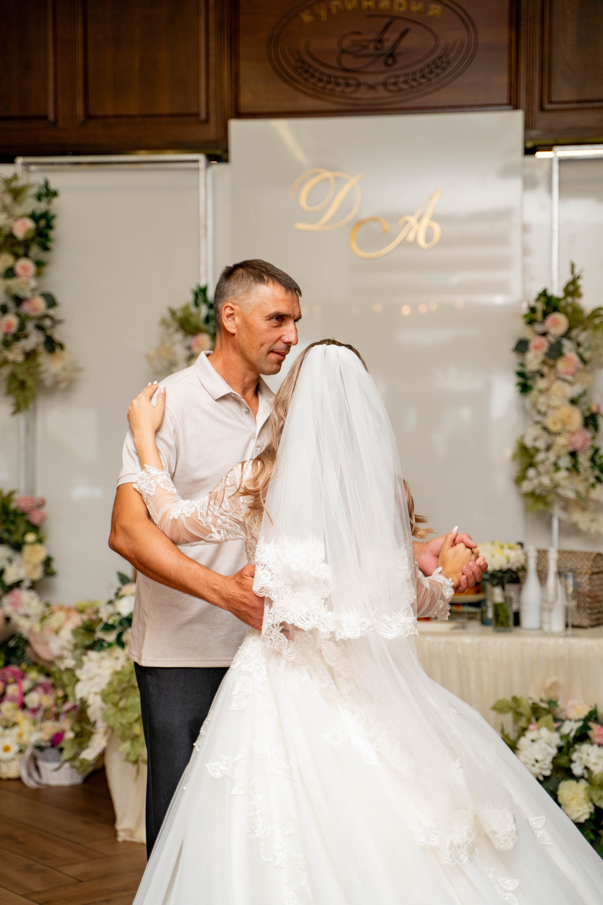 Данил и Анастасия. Видеосьемка, фотосьемка свадеб, юбилеев, утренников в Краснодарском кр