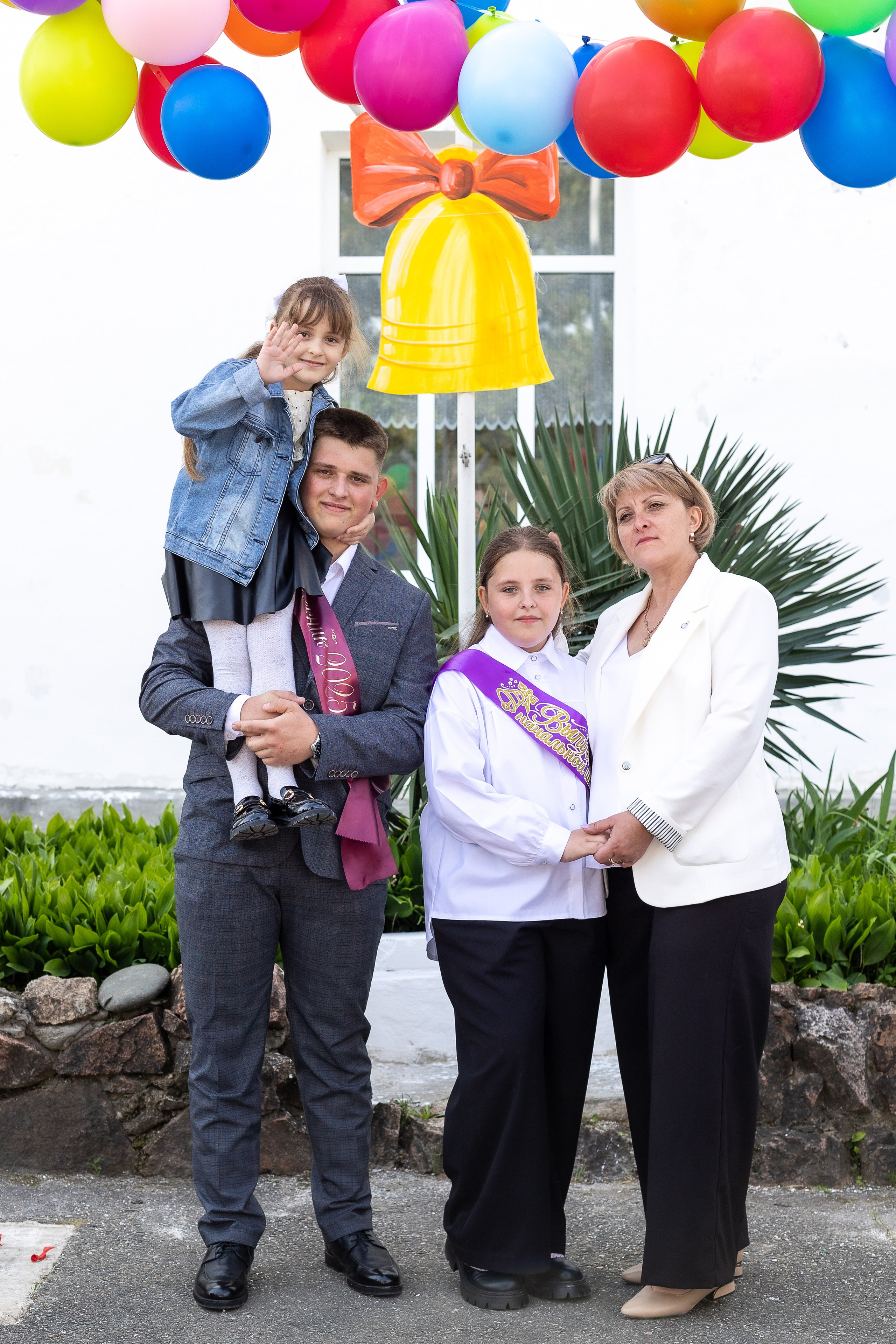 Последний звонок. Выпускные альбомы Майкоп, Краснодар Елена Золотарева