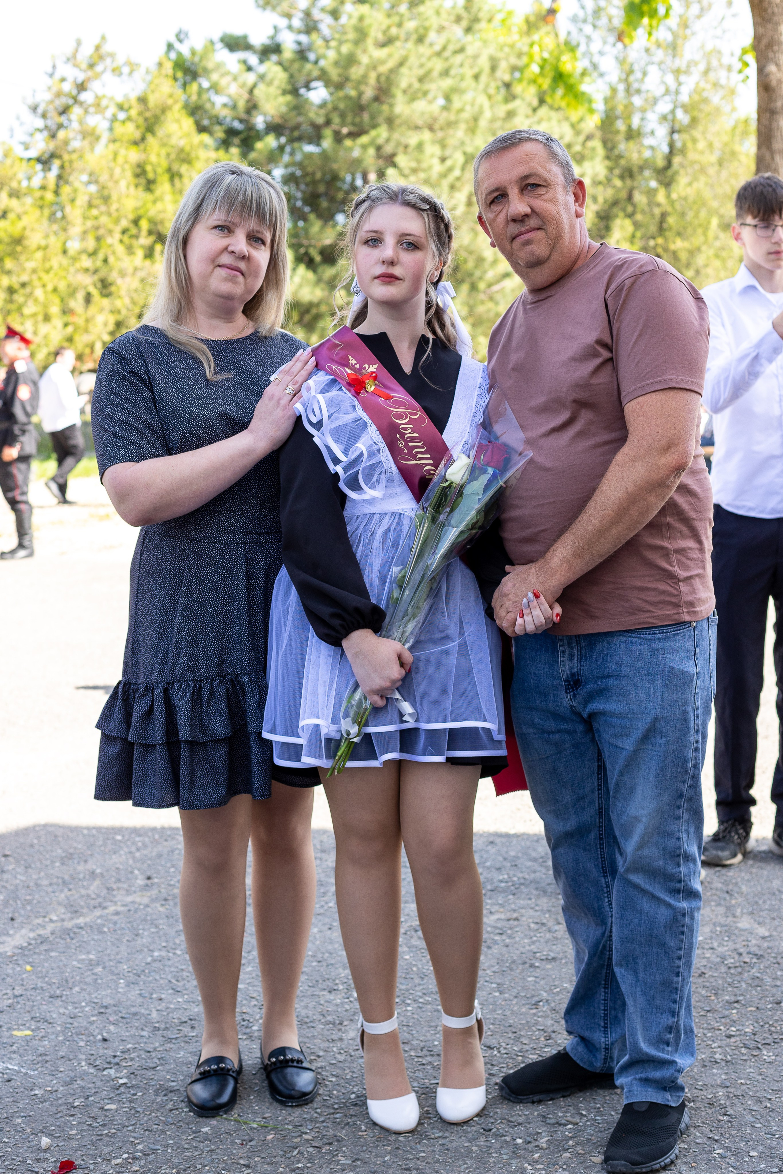 Последний звонок. Выпускные альбомы Майкоп, Краснодар Елена Золотарева