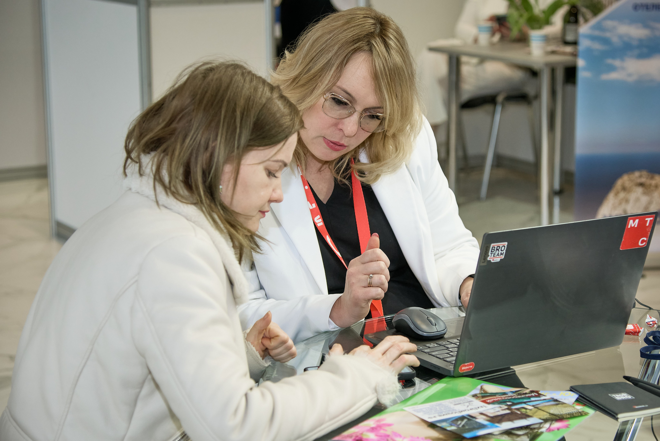 Reportage / business forum / for event agency. Showbiz | Fashion | Reportage