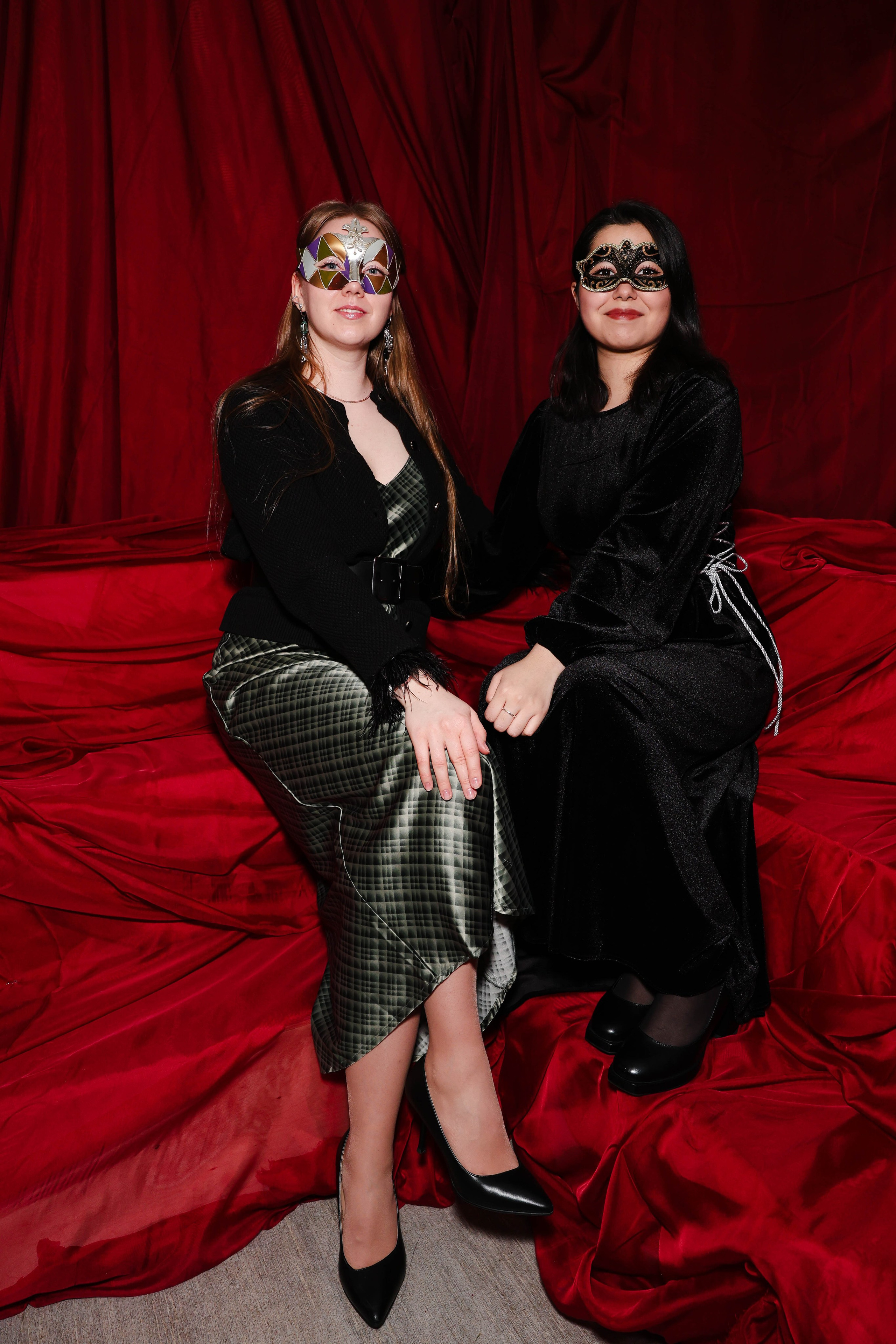 Вечеринки / вспышка. Репортажный фотограф в Москве Арина Антонова