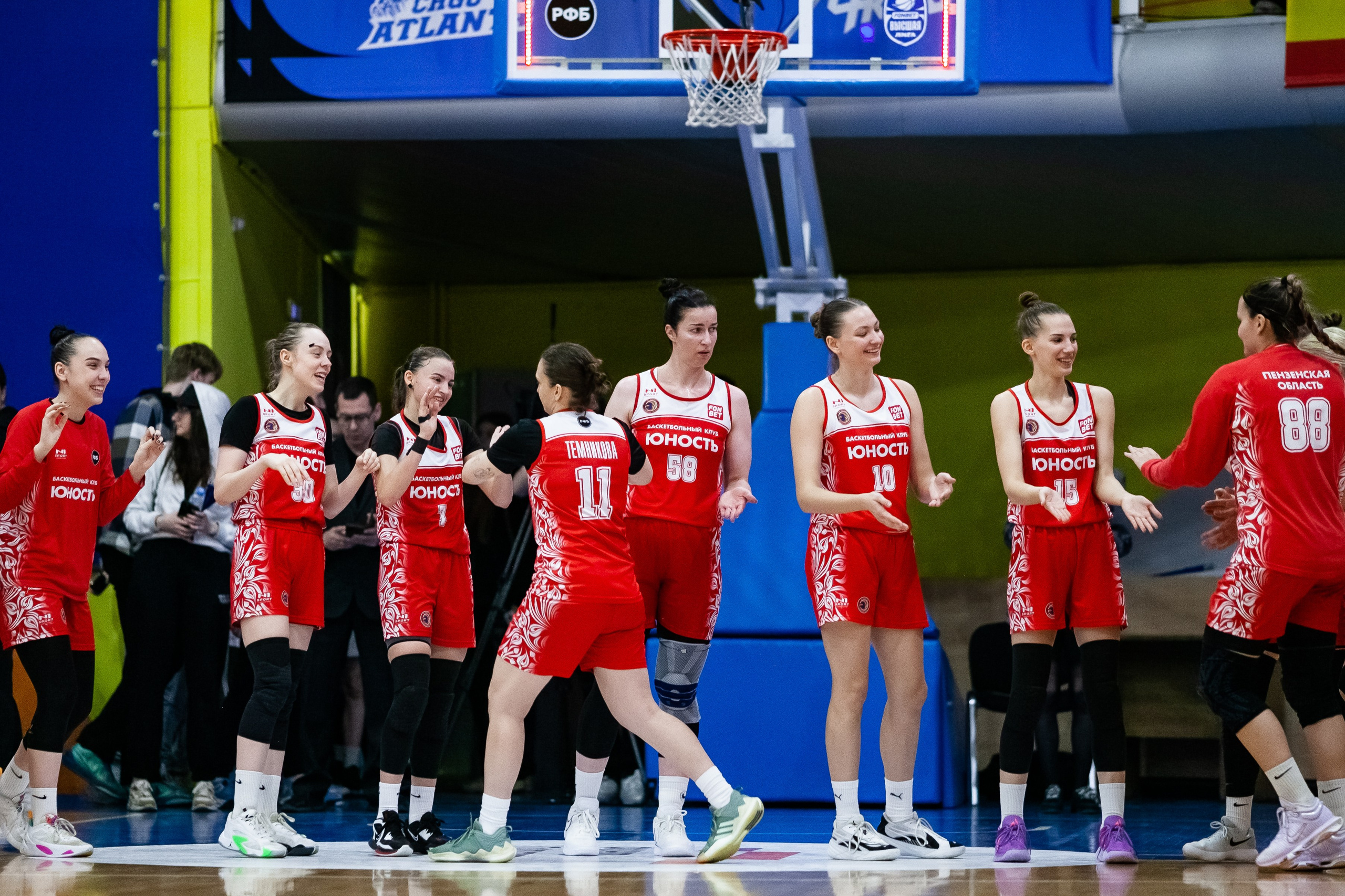 Славянка — Юность. Фотография