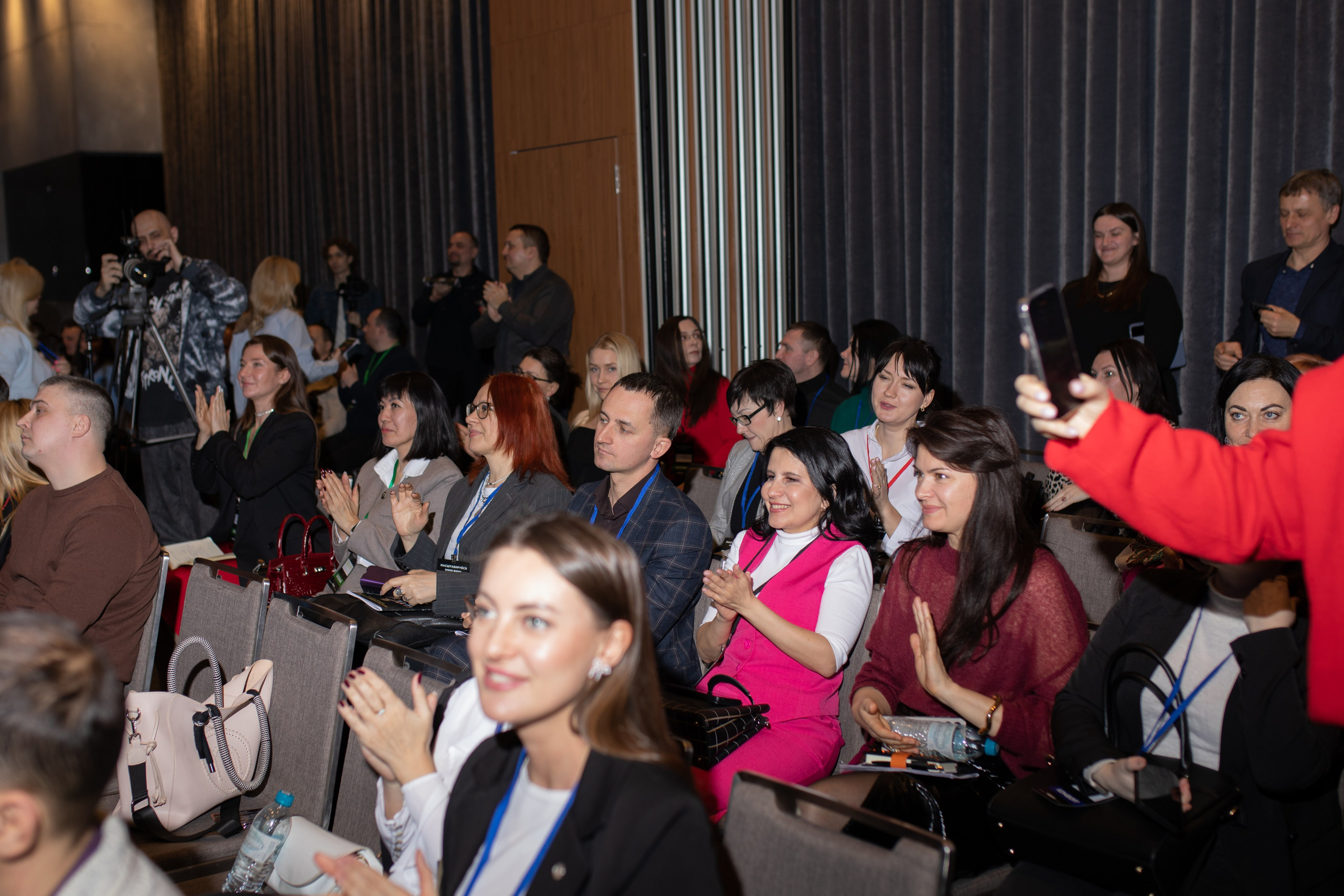 Форум МАСШТАБИРУЙСЯ. Фотограф Людмила Лосева Волгоград