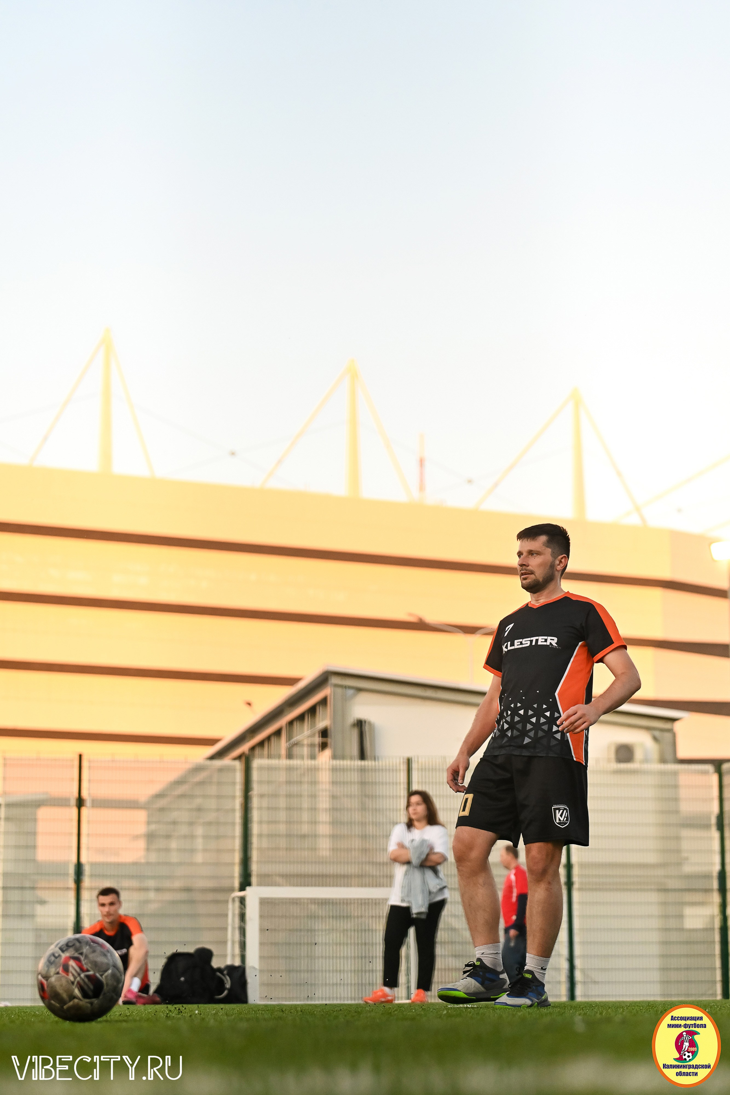 ИГРЫ МИНИ-ФУТБОЛЬНОЙ И КОРПОРАТИВНОЙ ЛИГИ. VIBECITY.RU Вайб Сити Ру Фоторепортажи Фотоотчеты Калининград
