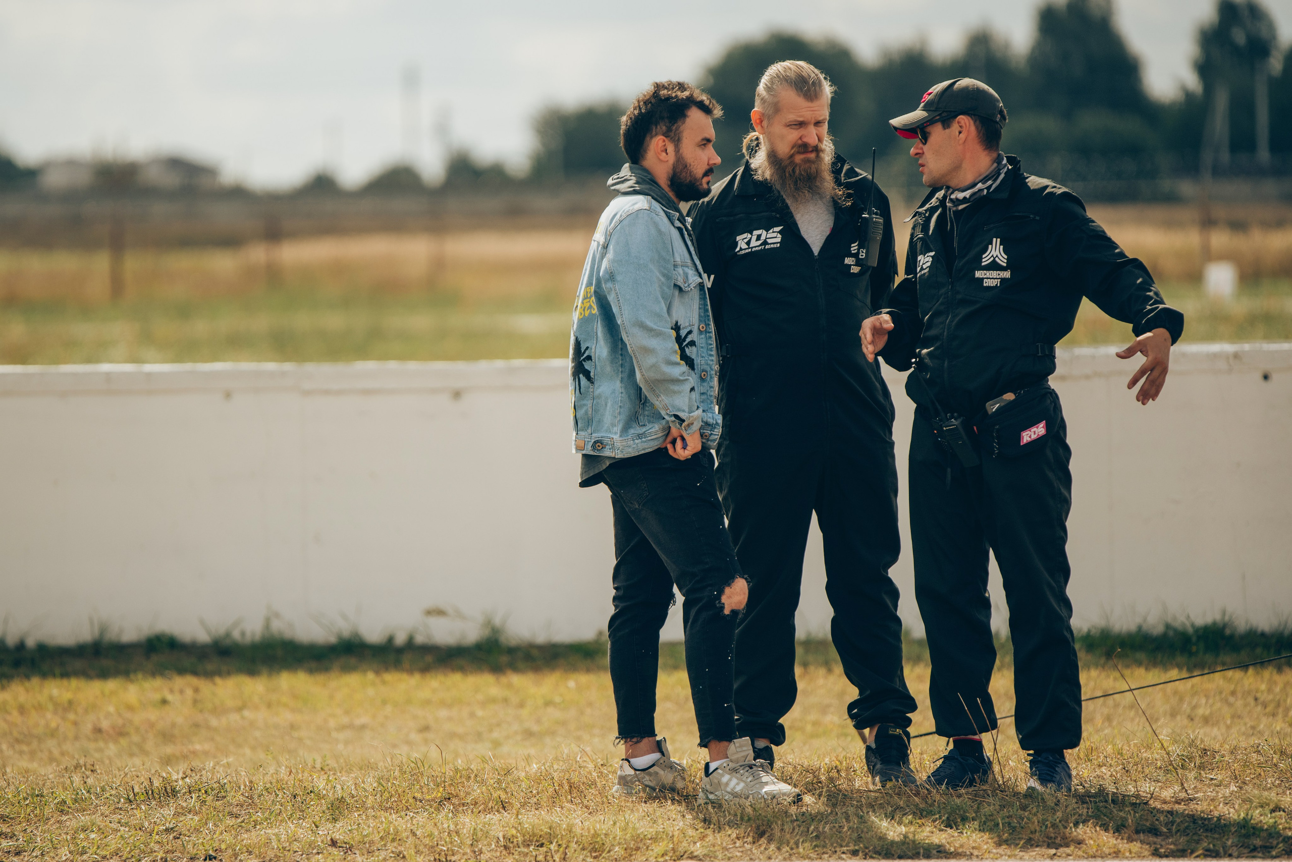 Rds запад ADM Raceway. DeLorein