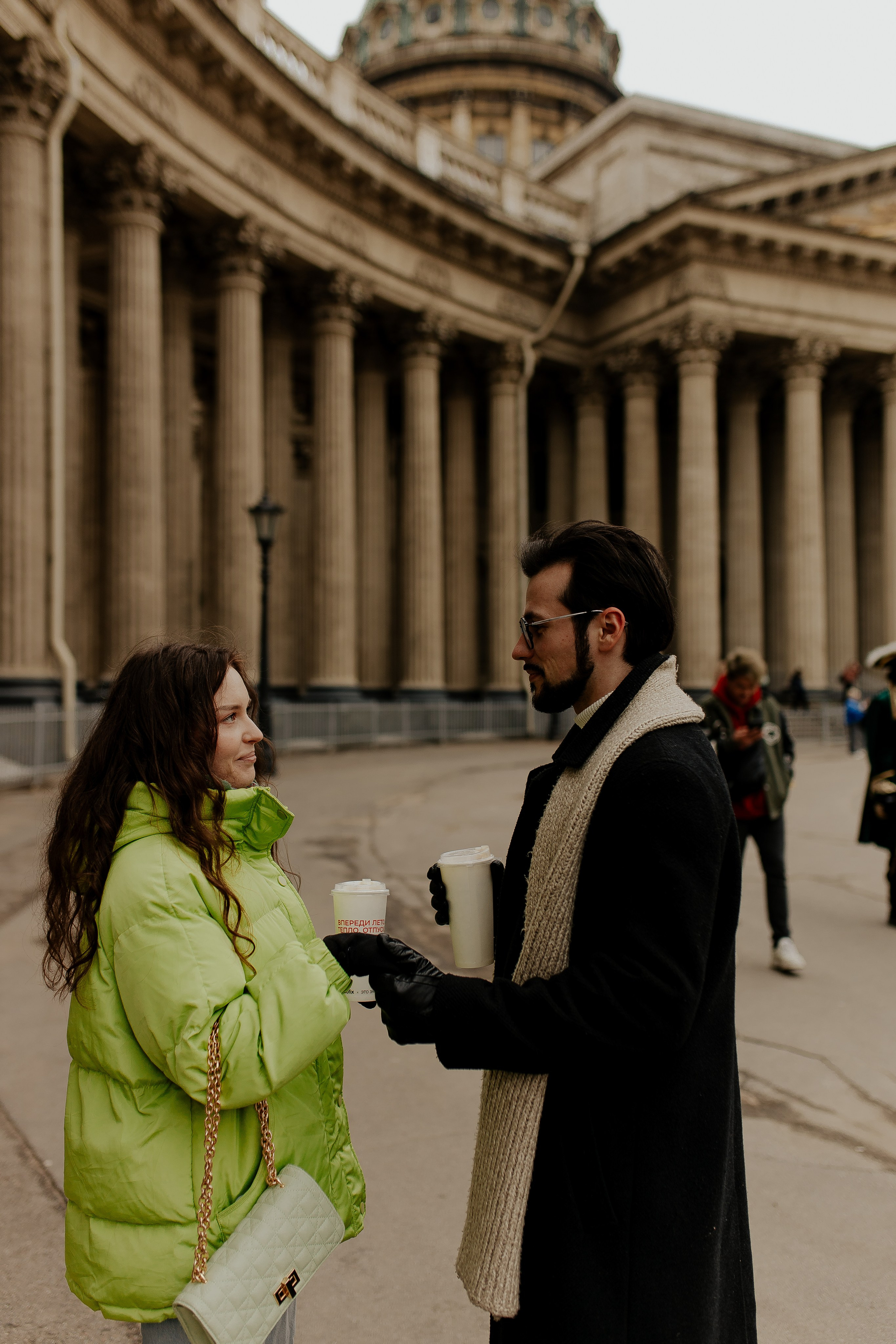 Фотопрогулка по весеннему Петербургу для двоих. Фотограф в Санкт-Петербурге Лиза Семченкова
