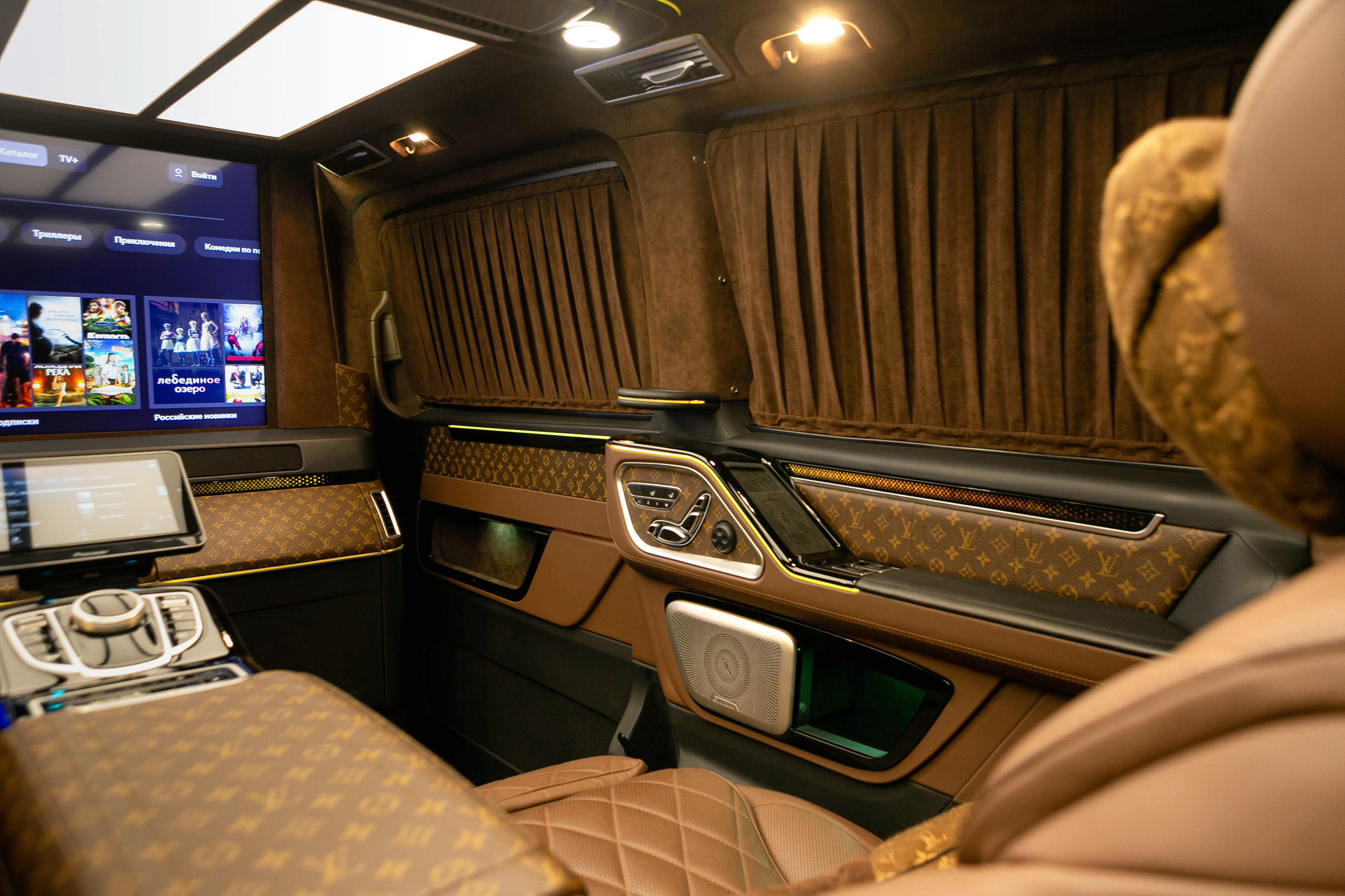 Фотосъемка V-class louis Vuitton в Москве. Фотограф | Михаил Буш Смоленск