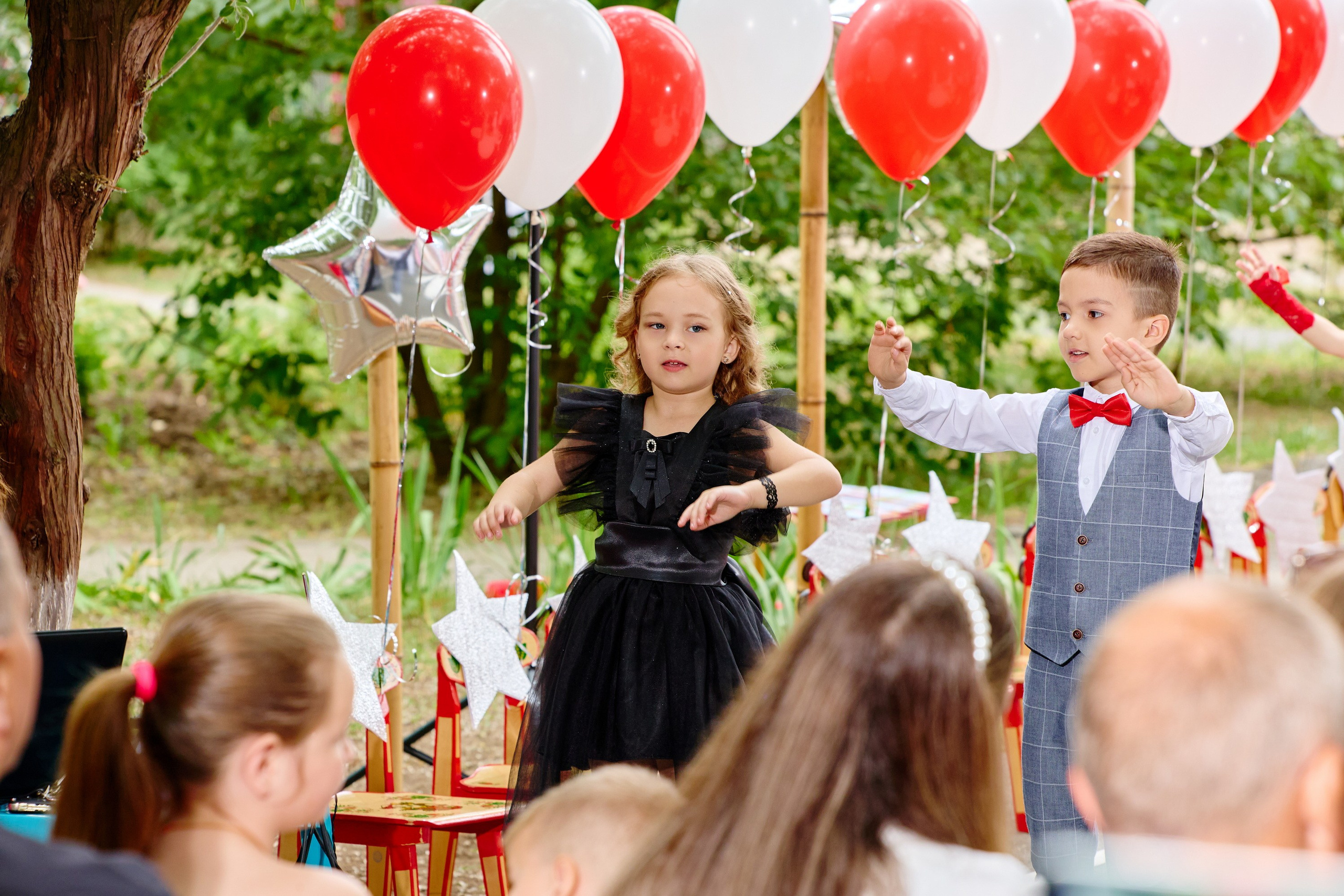 Выпускной 45 сад. Фотограф Выпускные альбомы Таганрог Сергей Коробченко