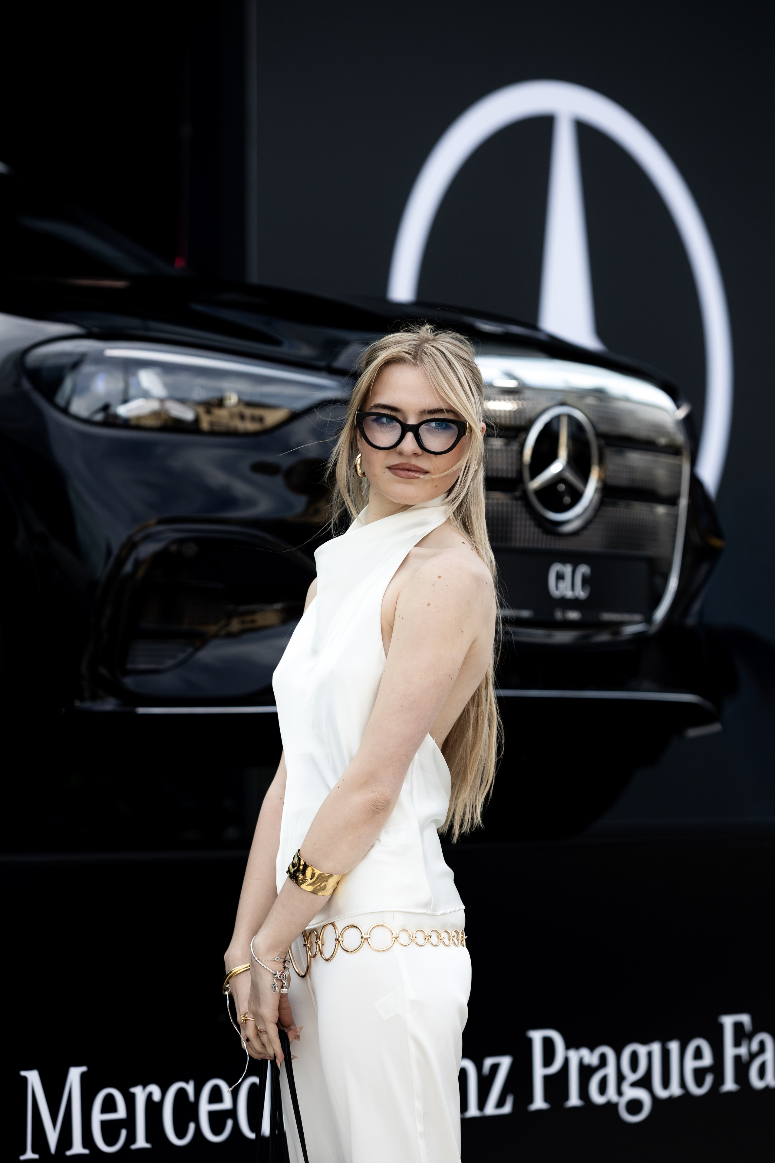 Mercedes-Benz Prague Fashion Week 2026 | Street-style. Photographer in Prague Alexander Pivovarov
