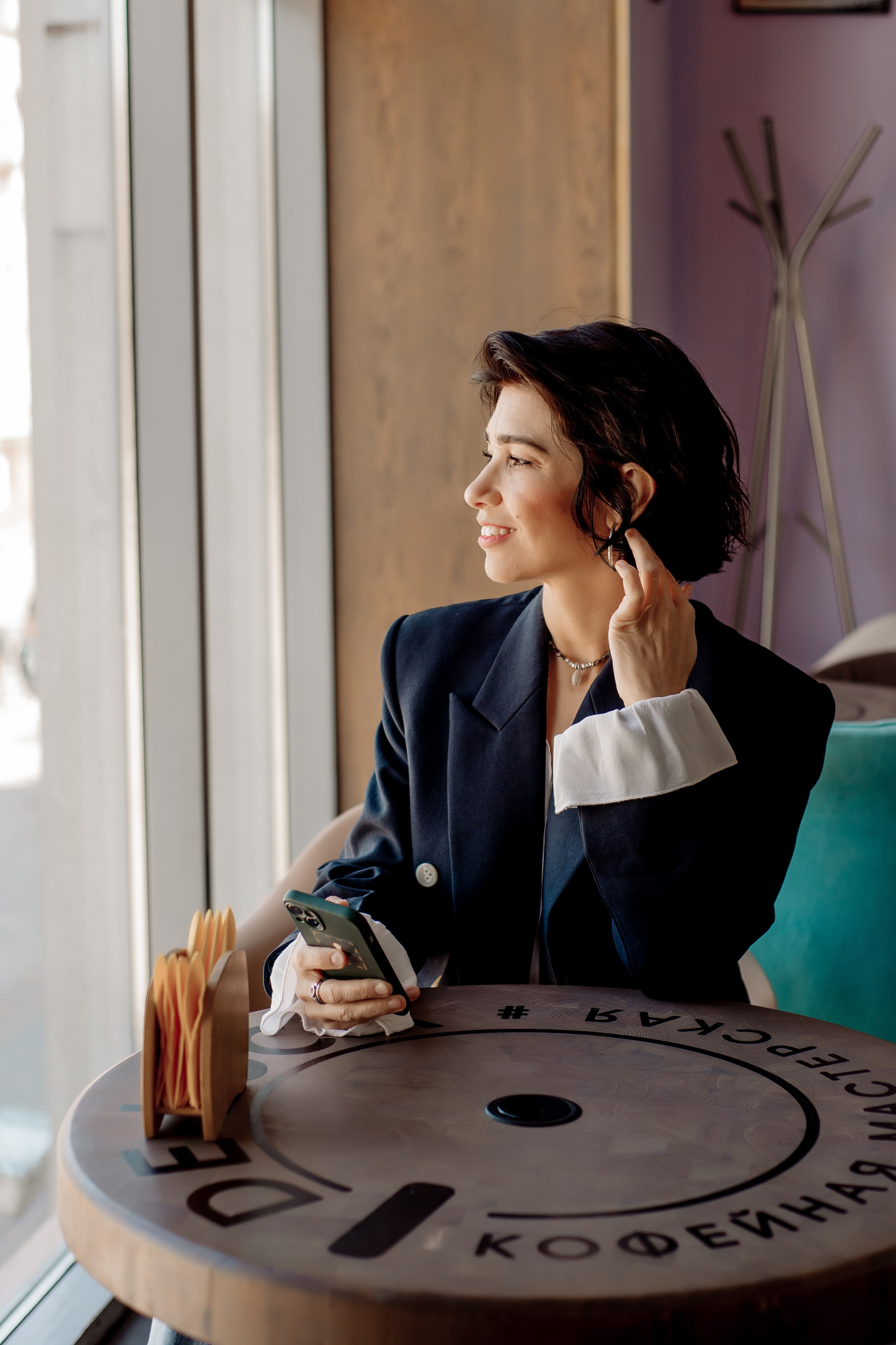 Парикмахер — сакральные стрижки. Фотограф Мария Стрелкова