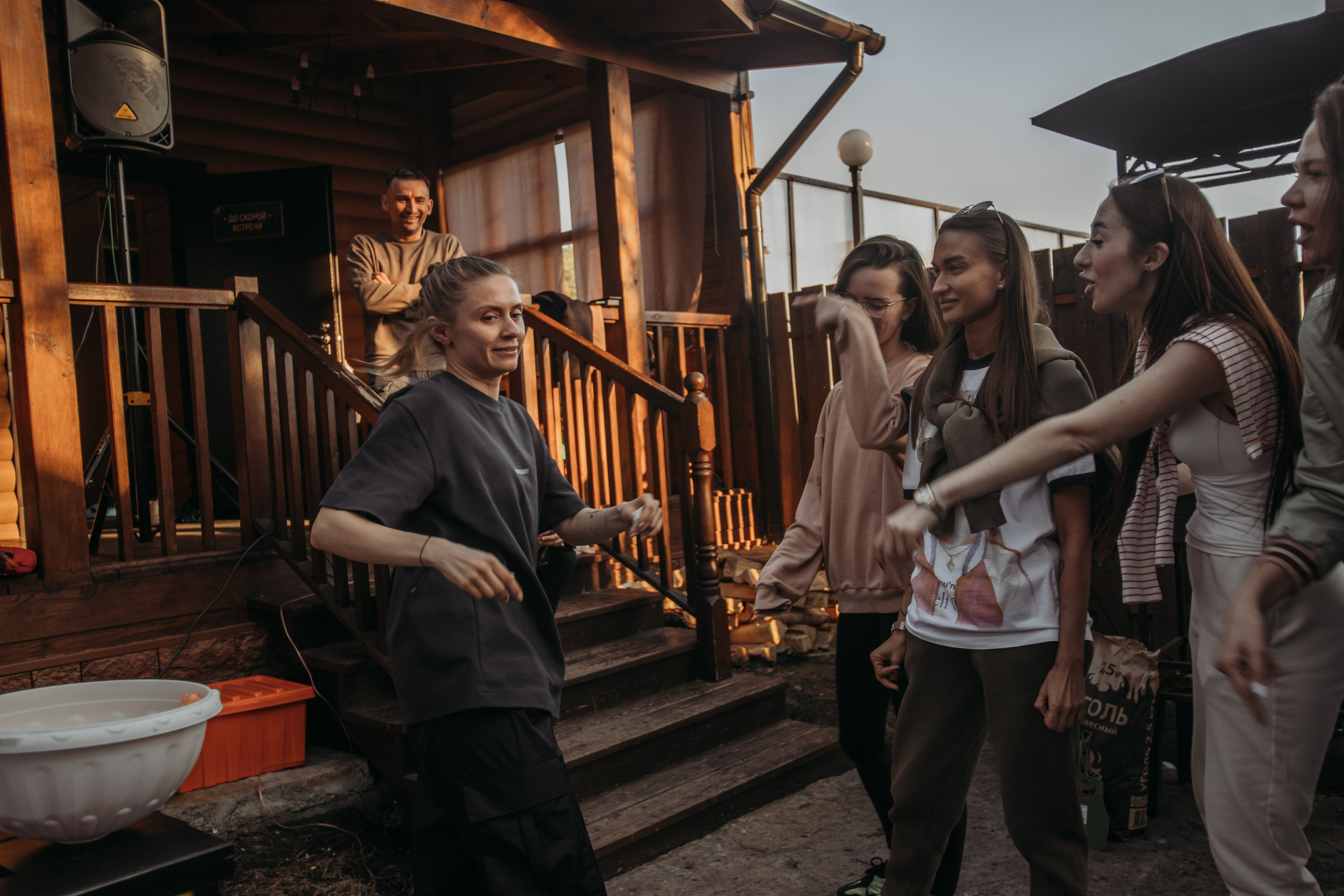 Корпоратив Muza_Arts. Венера Гайн. Репортажный фотограф  Тюмень. Обучение фотографии с 0