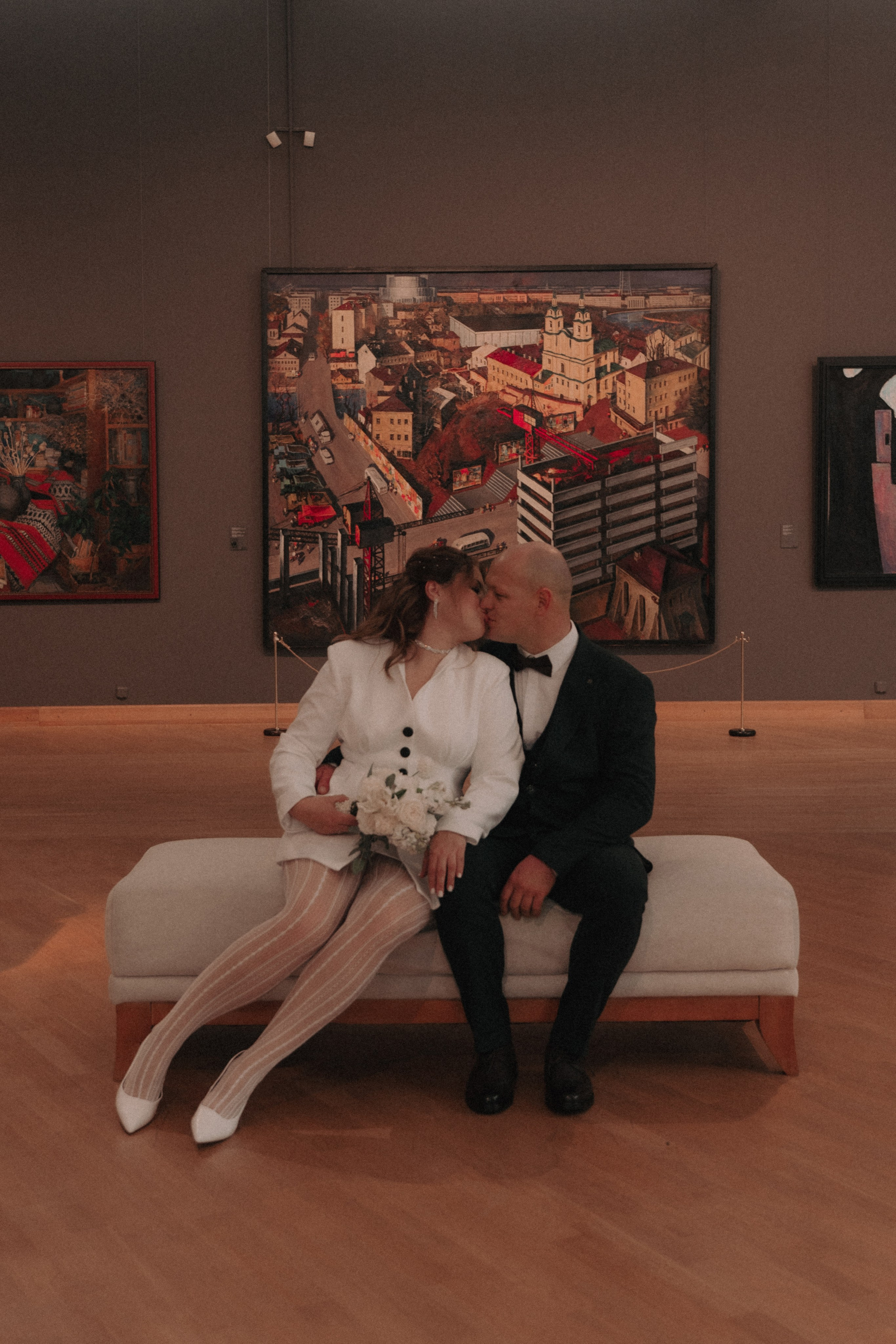 Свадебная фотосессия в музее. Ваш семейный фотограф в Минске — Вика Трегубова