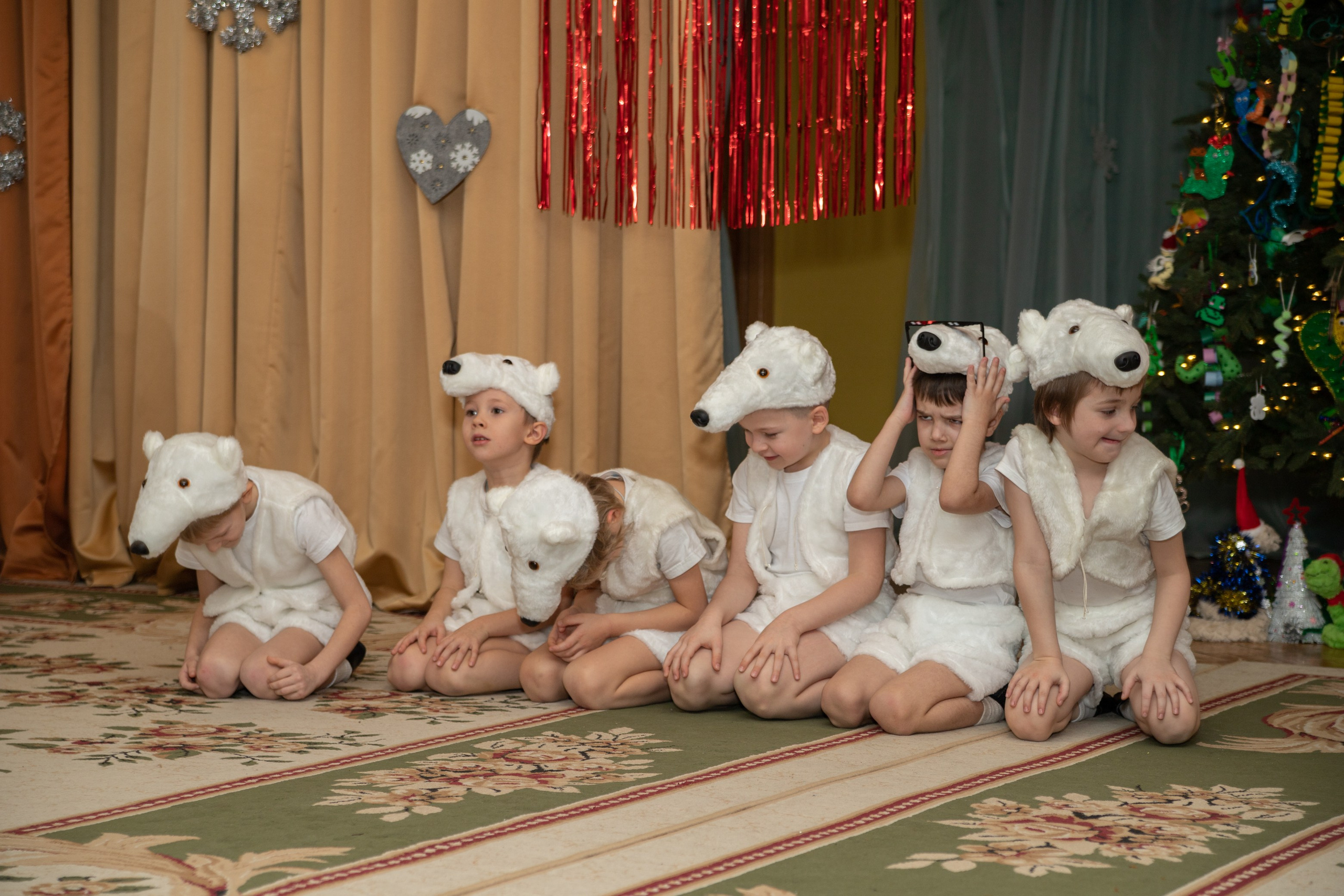 Новогодний утренник в садике. Фотограф-дизайнер, семейный фотограф, фуд-фотограф в Москве и Московской области Лаврова Анна