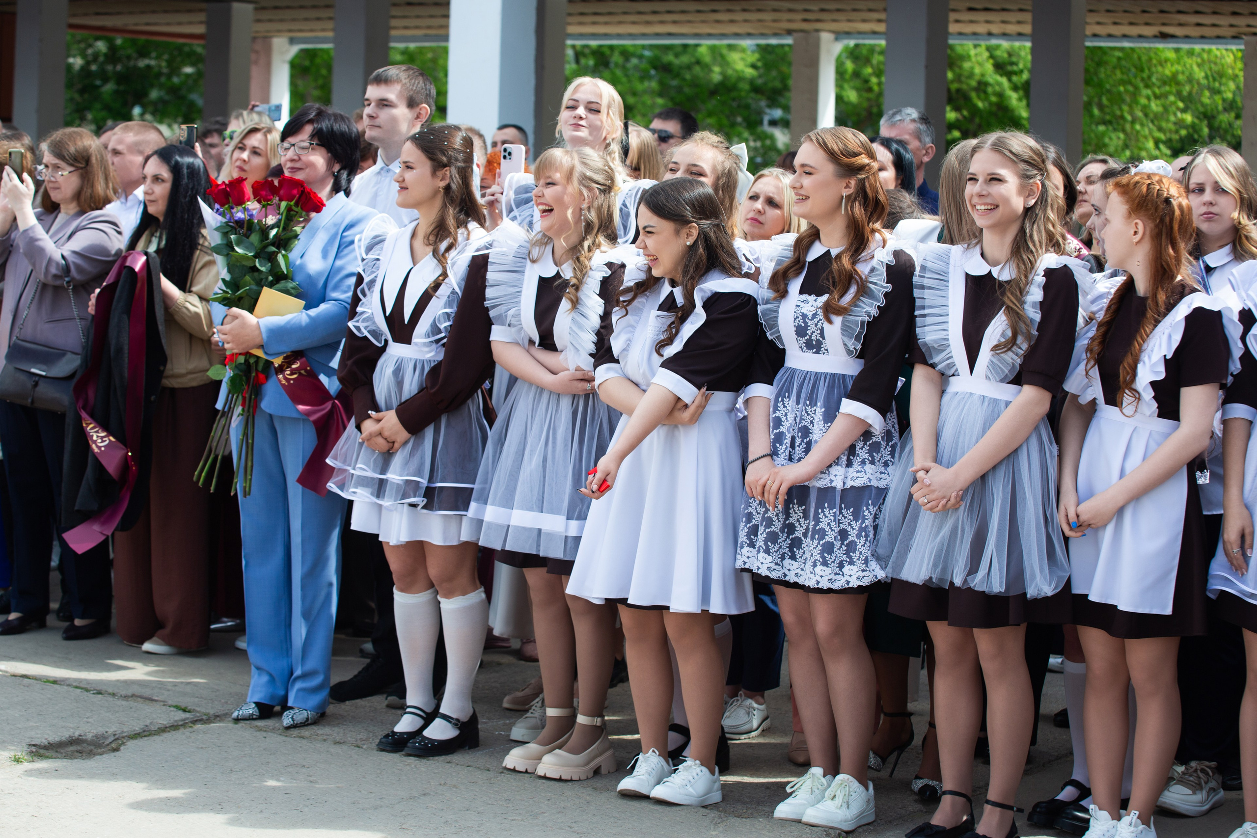 ПОСЛЕДНИЙ ЗВОНОК 2025 9 ШКОЛА Г. МЦЕНСК. Профессиональный фотограф в Мценске и Орловской области