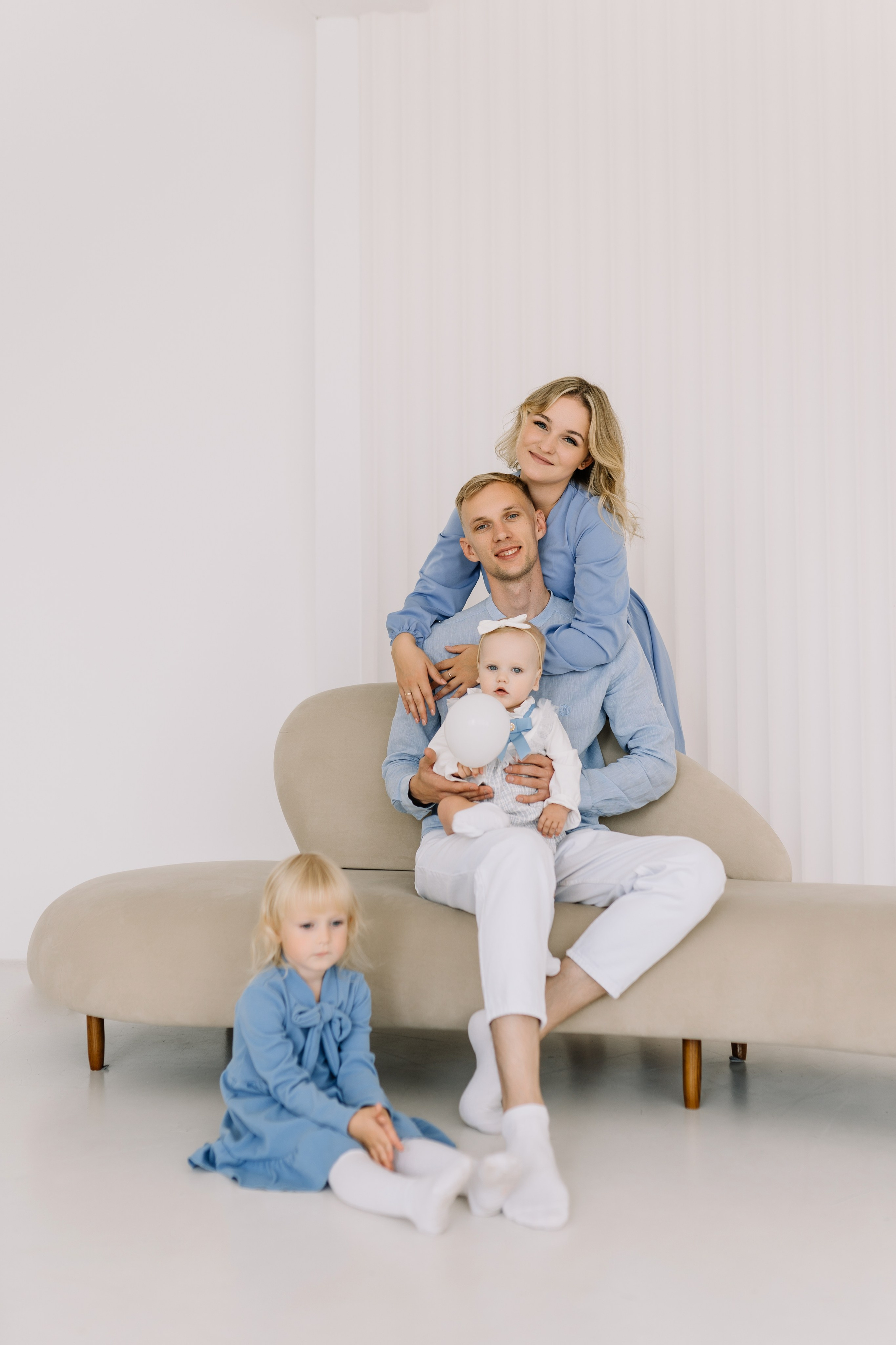 Николь 1 годик