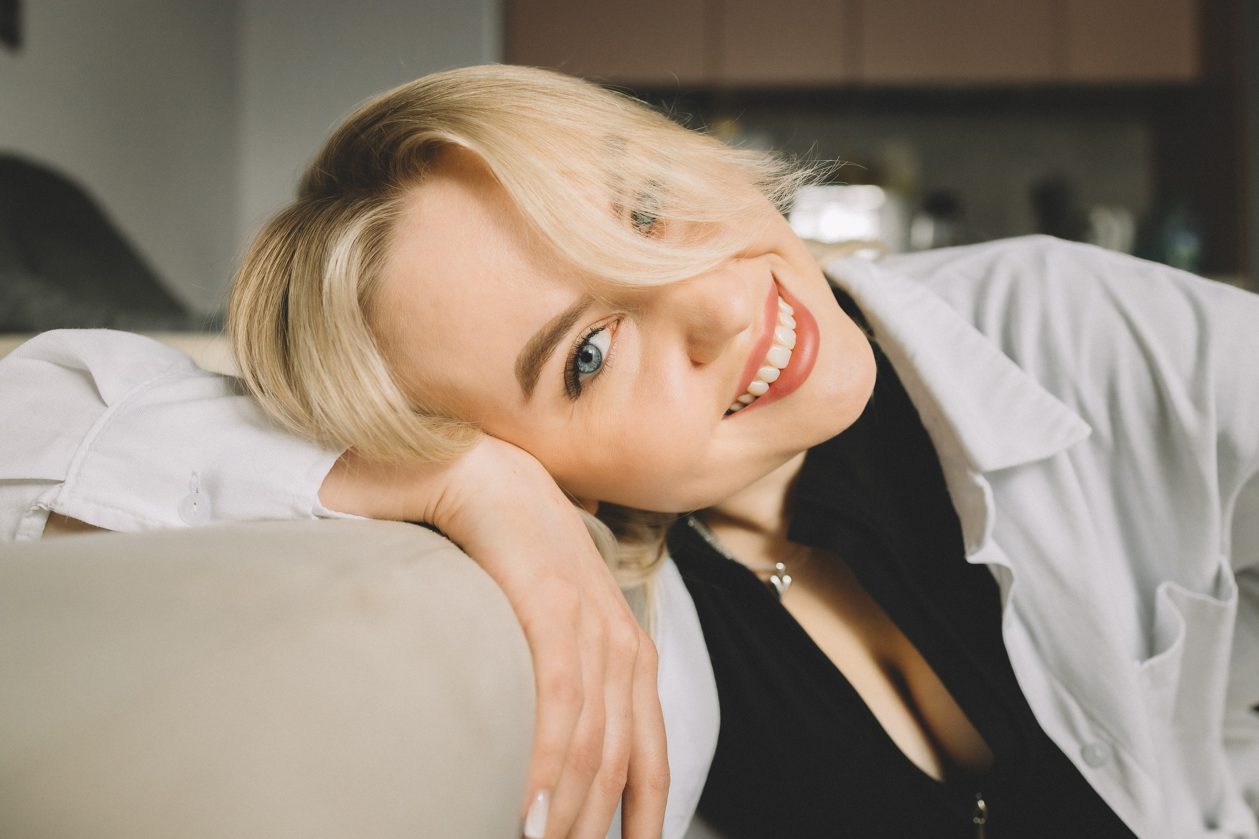 Женский портрет для тебя и твоего дела. Профессиональный фотограф в Санкт-Петербурге Александр Волосенцев