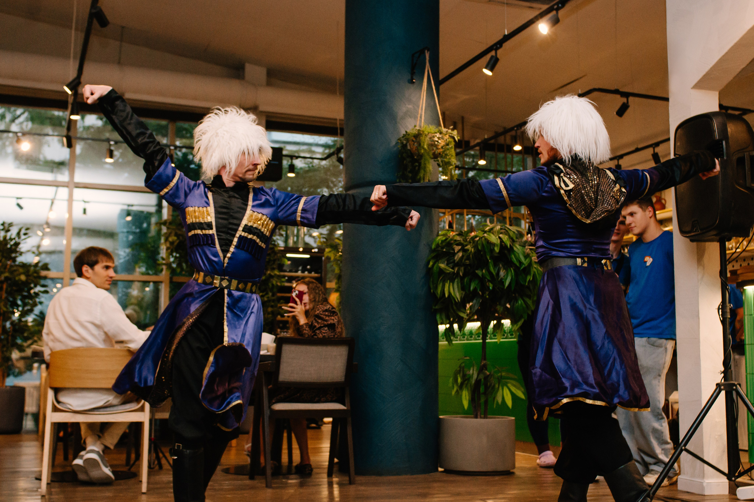 1 год ресторану Аджикинежаль. Фотограф в Челябинске Любовь Денисенко