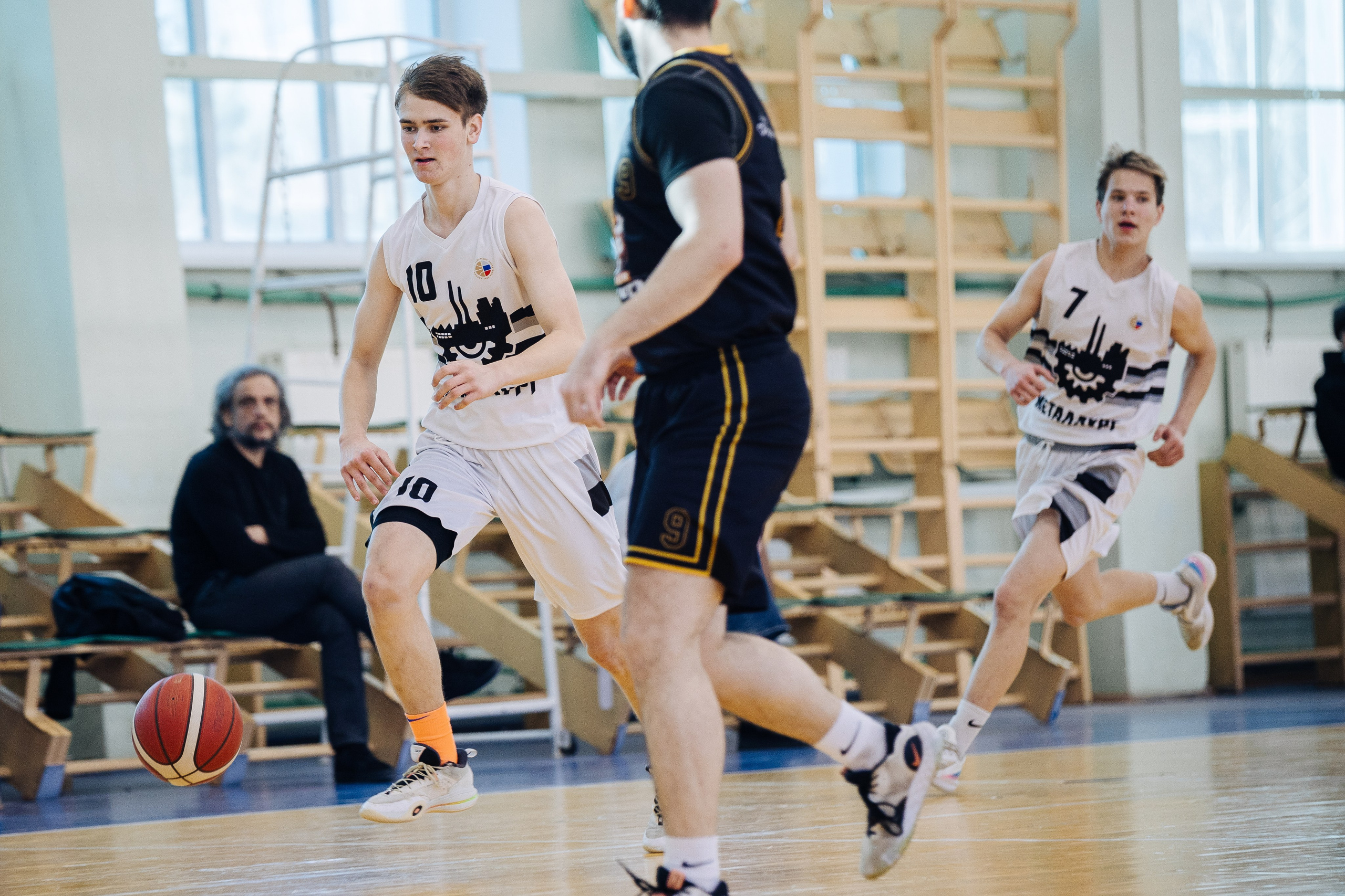 Любительский Чемпионат Магнитогорска по баскетболу // 09.02.25. Денис Прохоров Фотограф в г. Магнитогорск