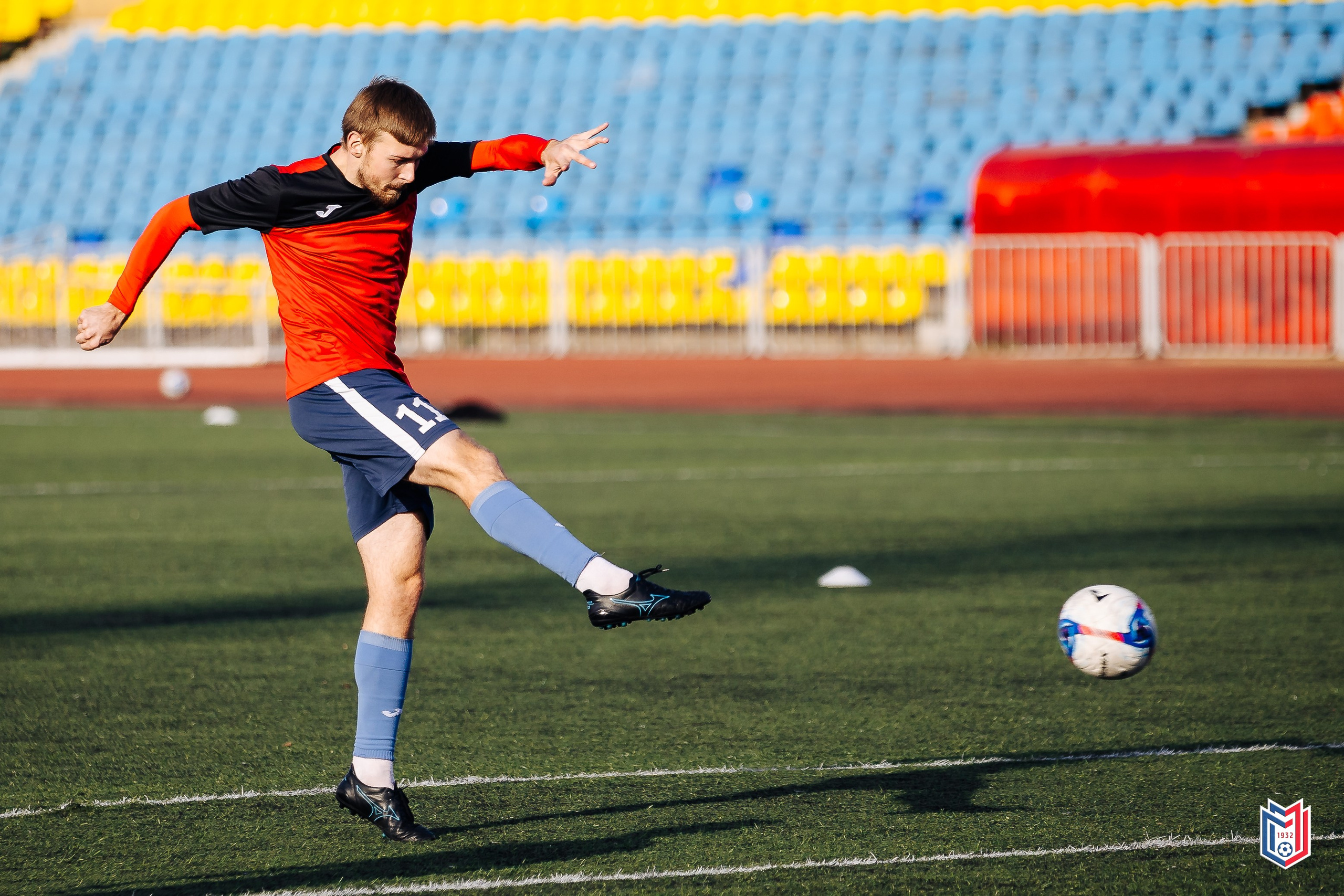 ФК «Металлург-Магнитогорск» — «СибГУФК Иртыш-2» // 21.09.24. Денис Прохоров Фотограф в г. Магнитогорск