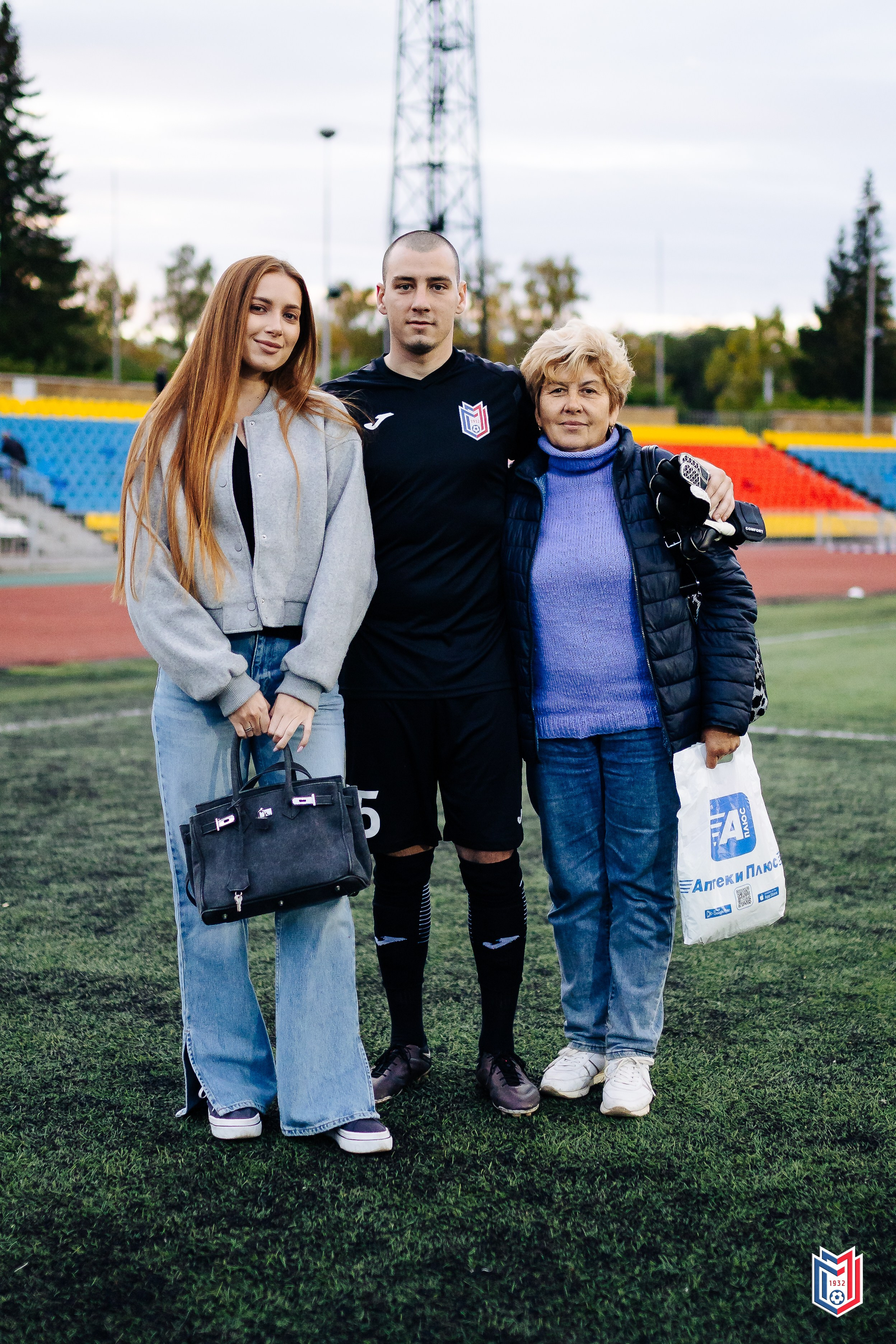 ФК «Металлург-Магнитогорск» — «СибГУФК Иртыш-2» // 21.09.24. Денис Прохоров Фотограф в г. Магнитогорск