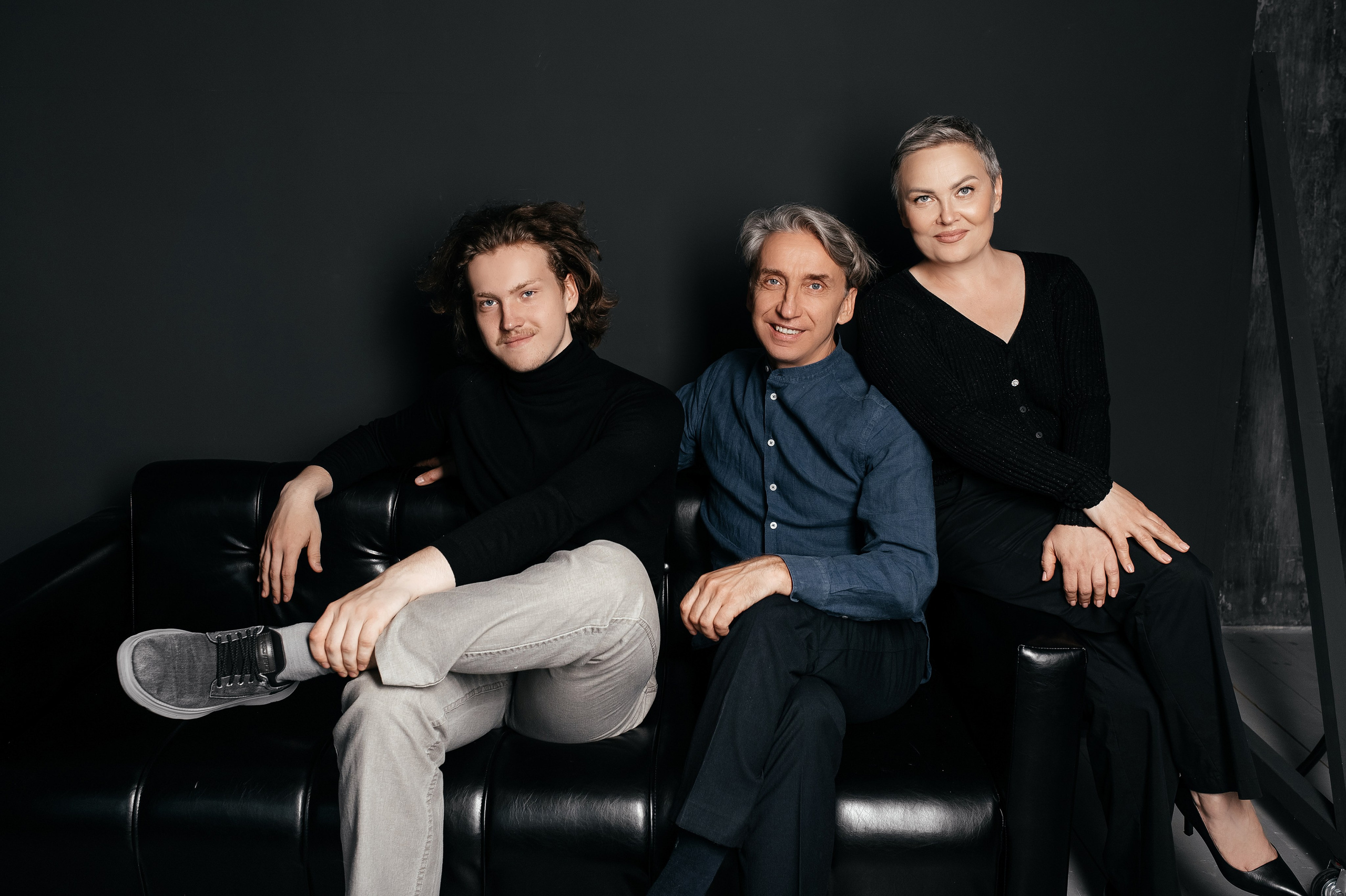 Наталья с семьей. Свадебный и студийный фотограф Ирина Котикова