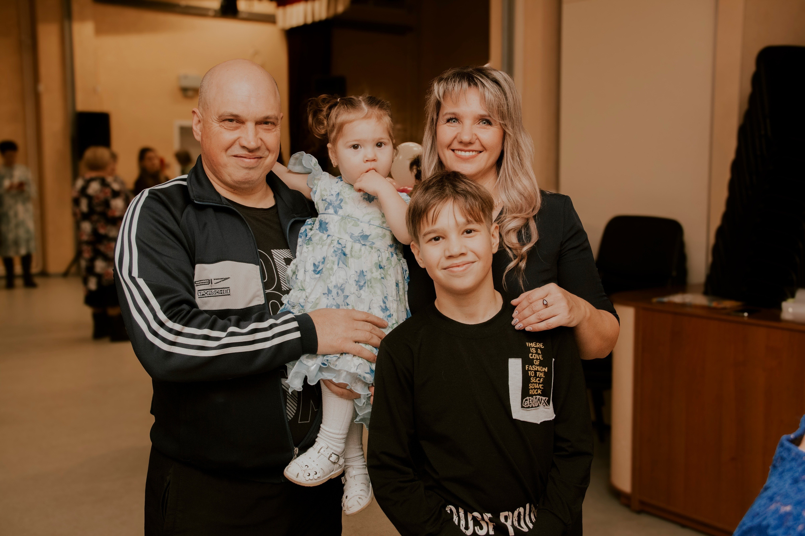 Нина и её 18). ProFoto