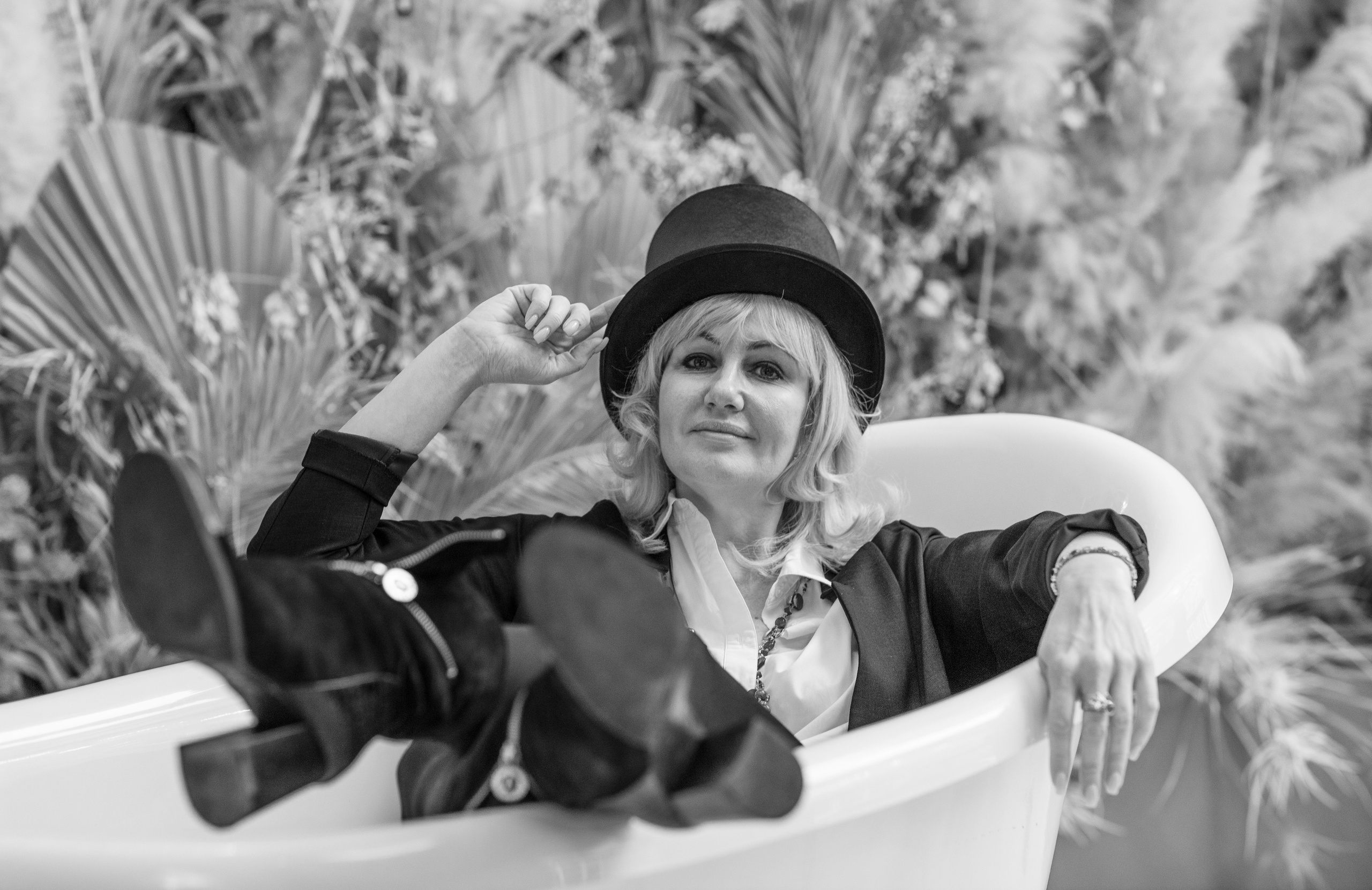 Black & White. OneSnap