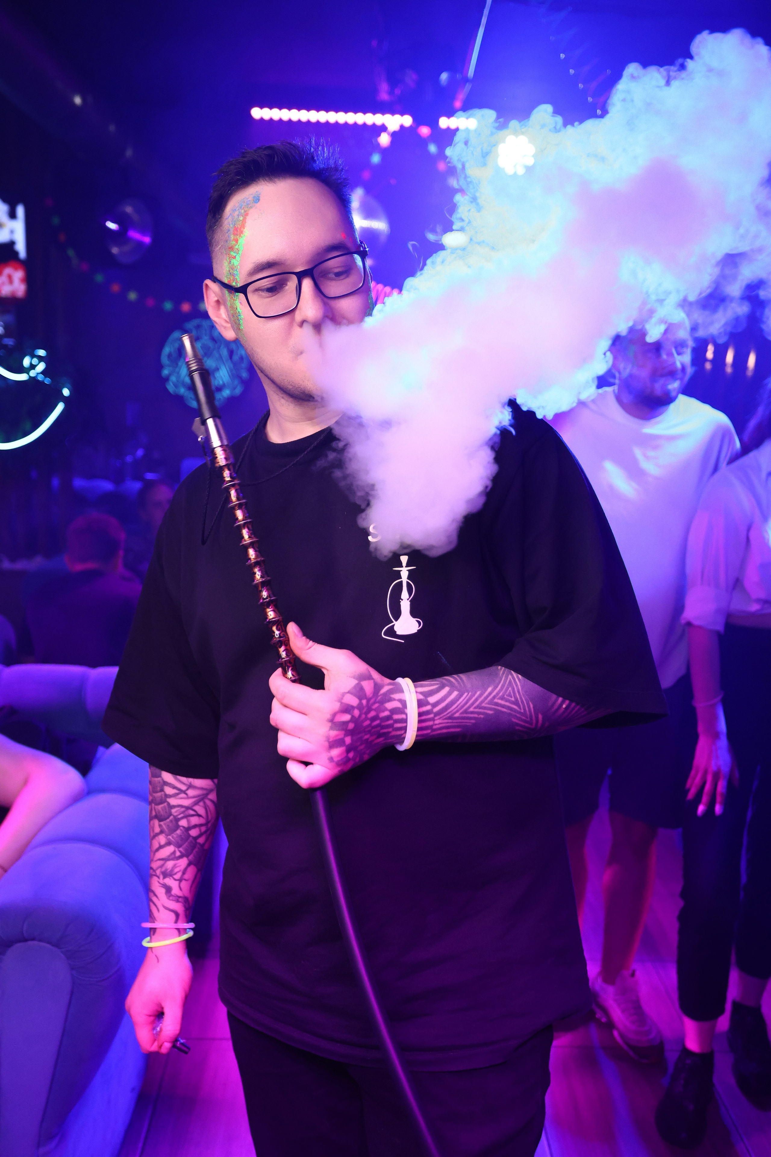 Neon Party 01.08.25. Мята Спортивная — Кальянная, караоке, бар в Минске