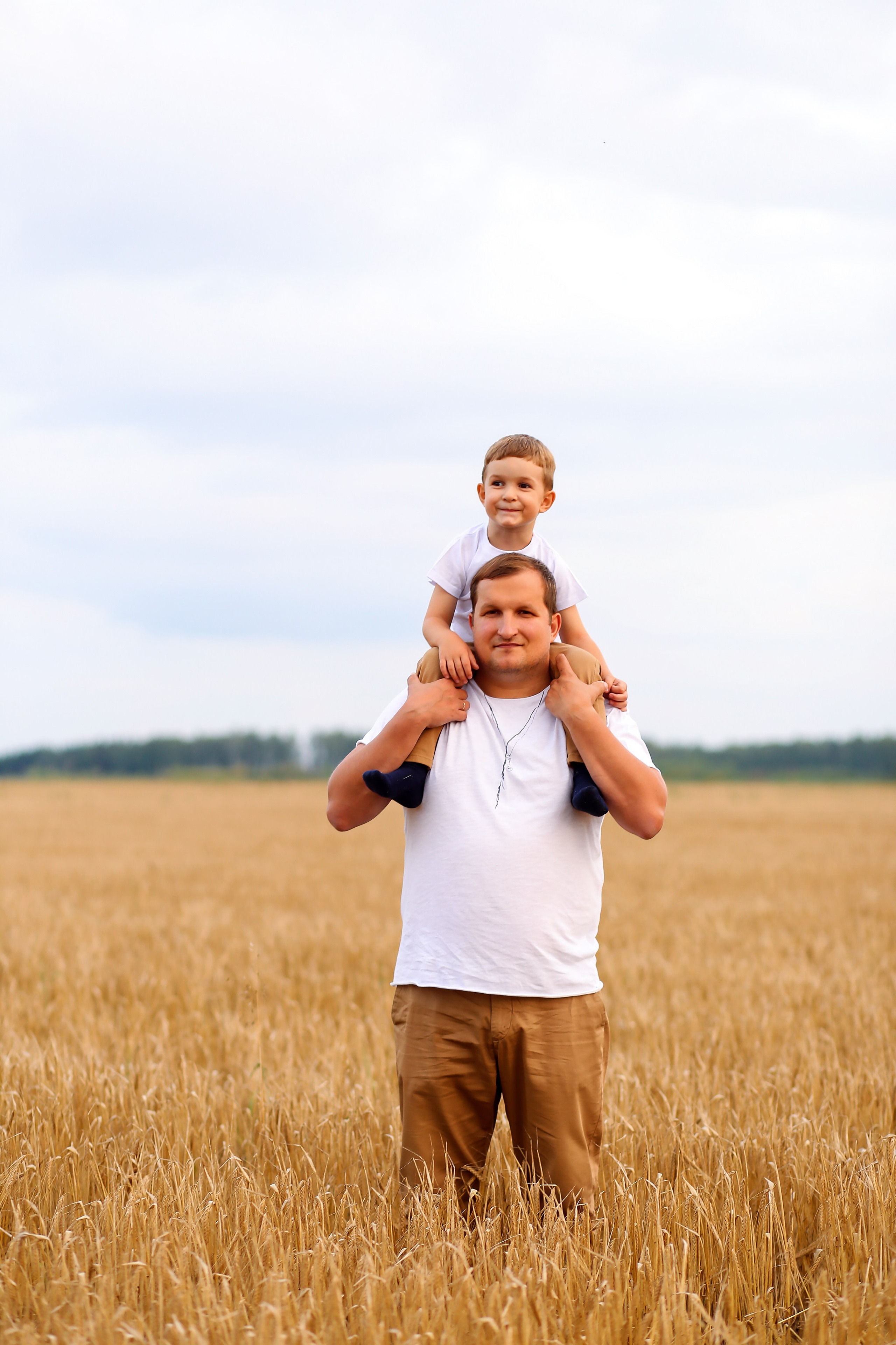 Съемка в поле. Семейный фотограф Фотосессия беременности  Екатеринбург Елена Луткова