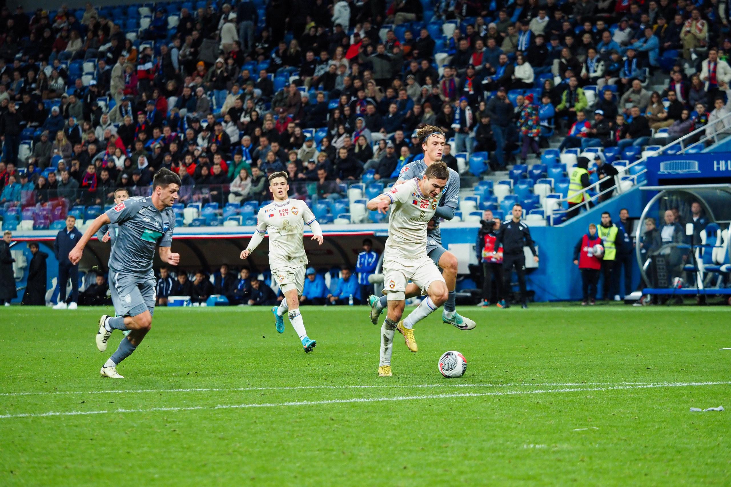Футбол (РПЛ). Репортажный фотограф Алексей Козьмин