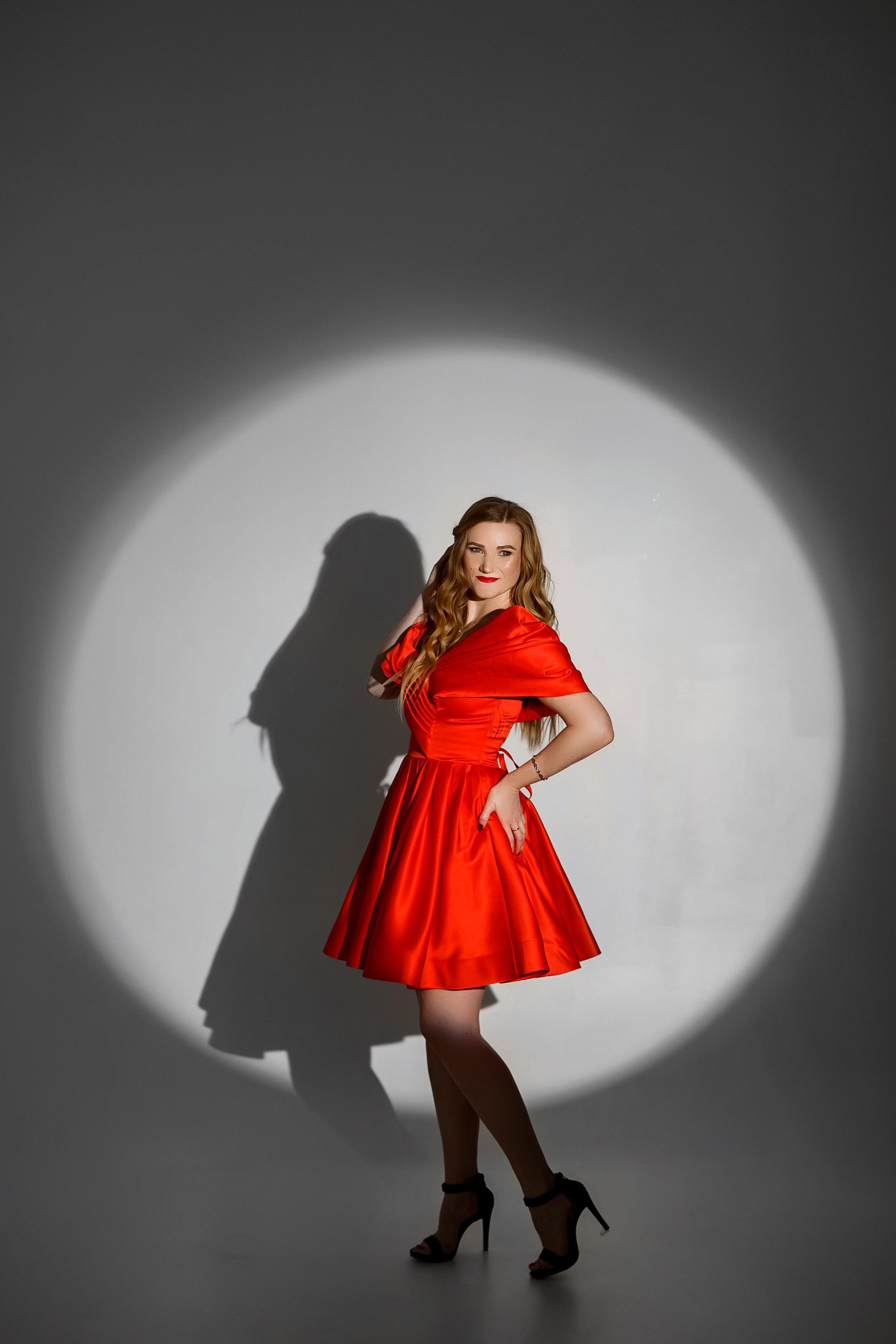 Людмила. Студия. Свадебный и семейный фотограф в Брянске Ирина Гавриленко, выпускные ал